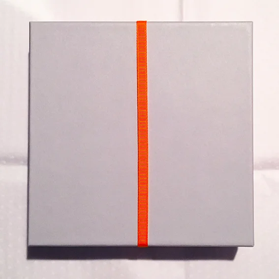 Scarf box