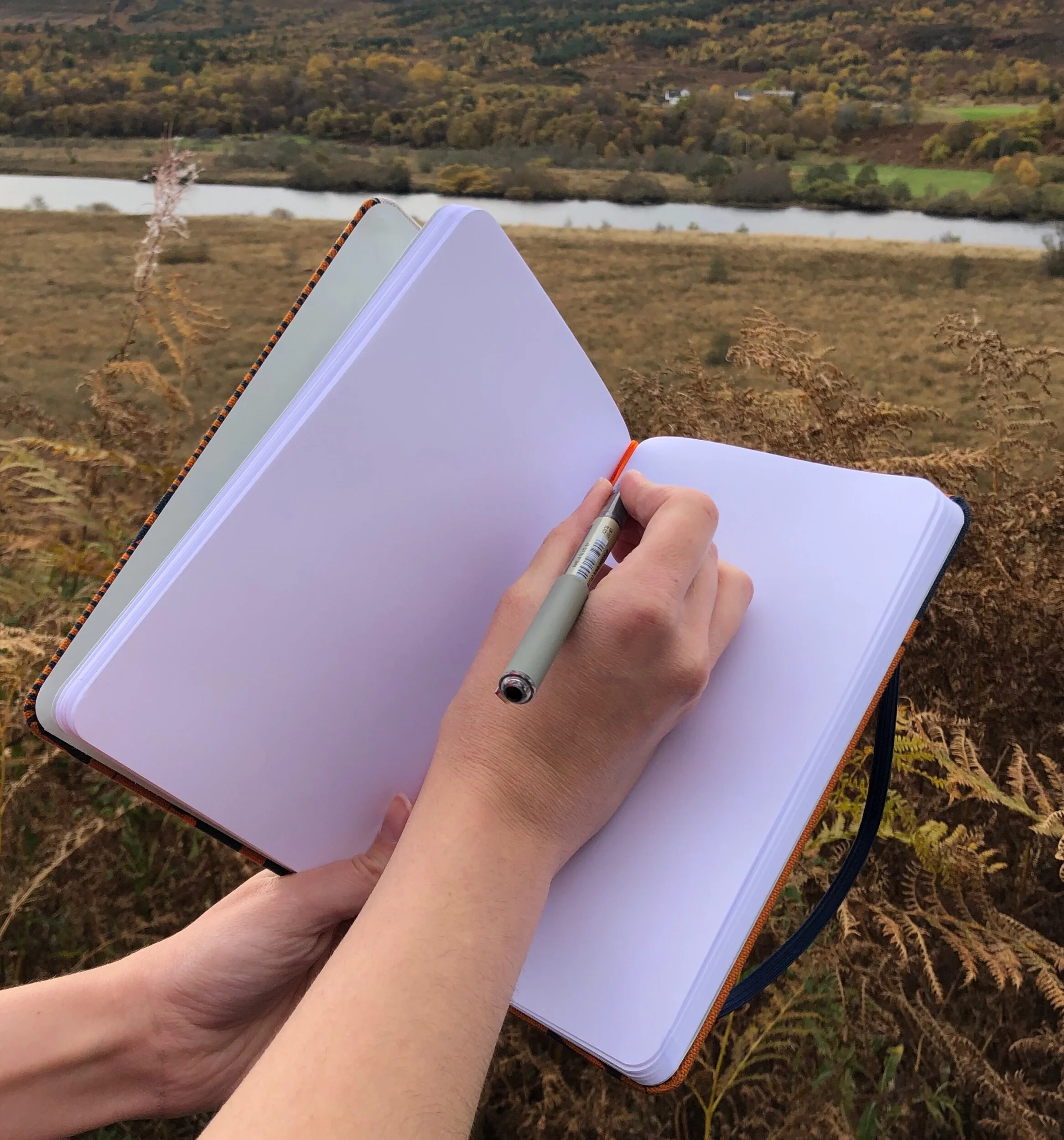 38D39037-99DD-4D94-88F8-106D78091F83