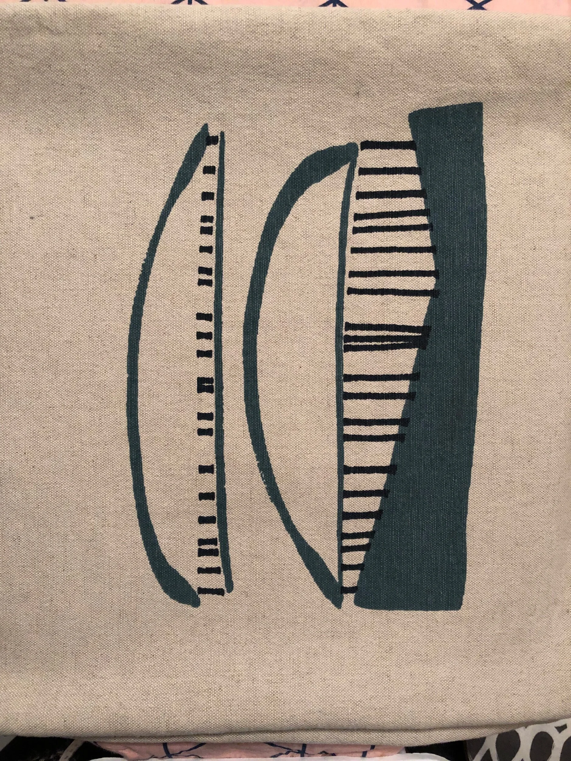 5C639979-96C8-4813-AA8C-91A89448DF3E