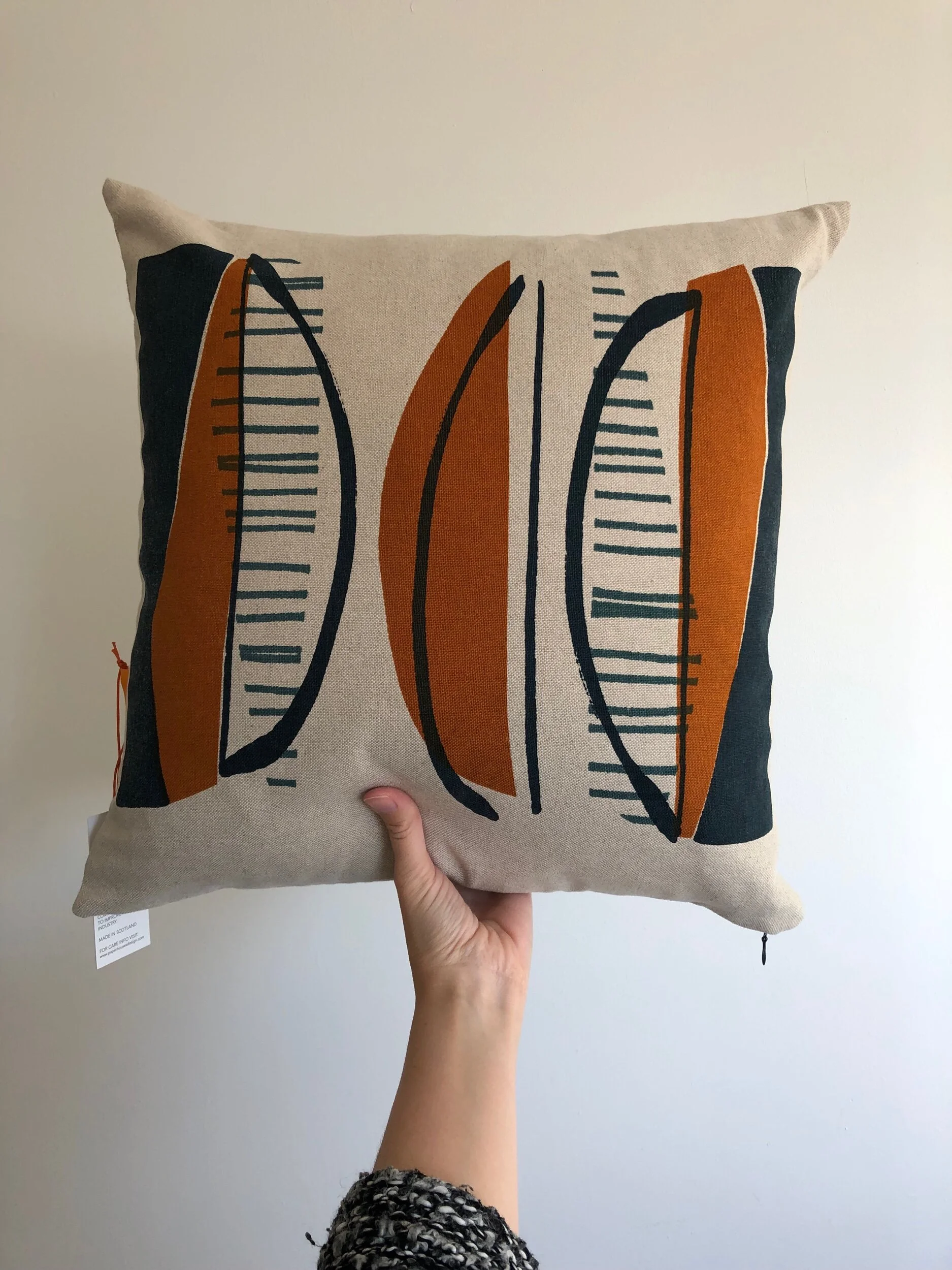 72C9B73B-D091-48ED-B775-F1FD065AD8DB