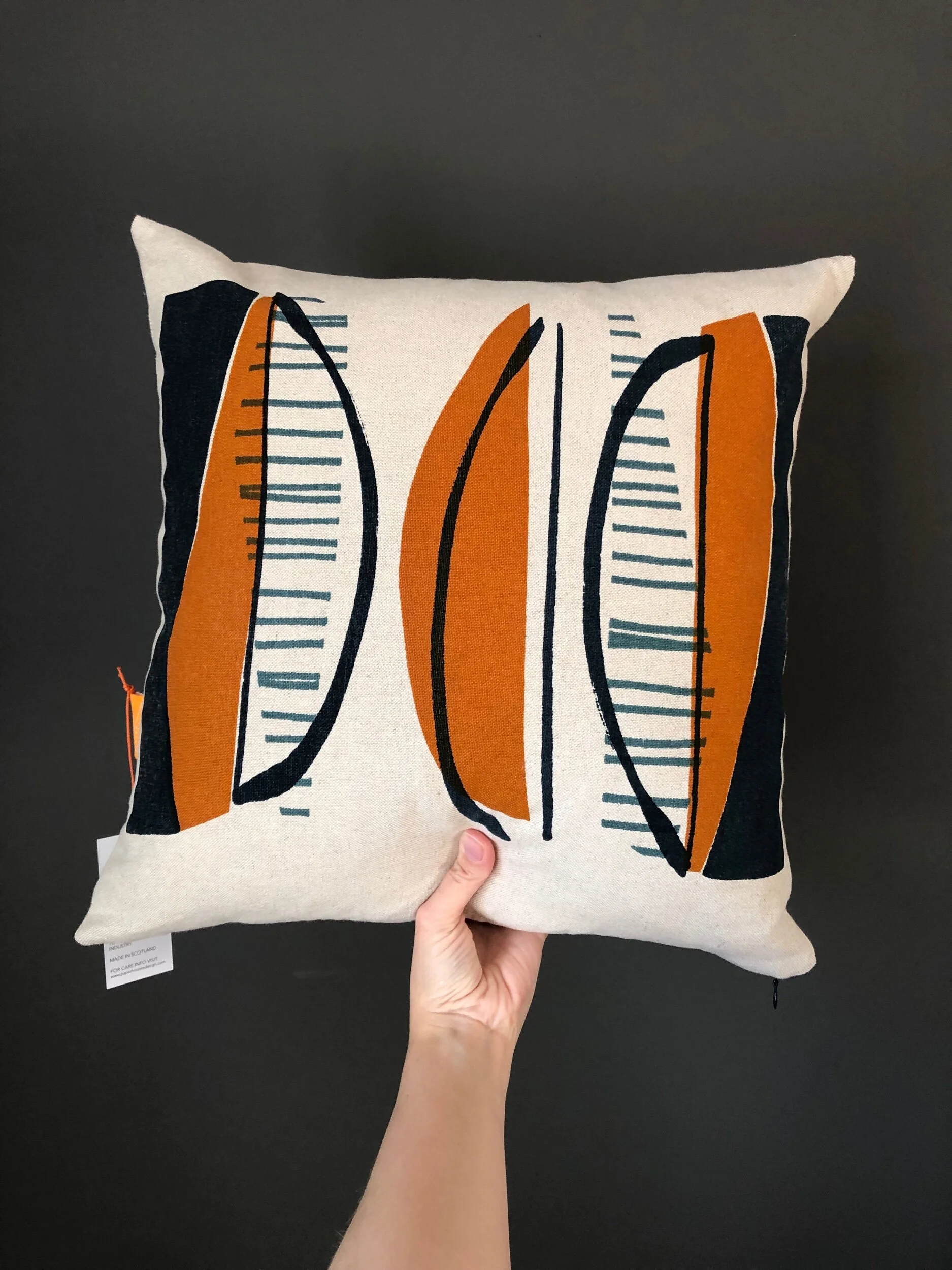 30397DE9-16BE-473D-AD5E-7D48AEFB7879