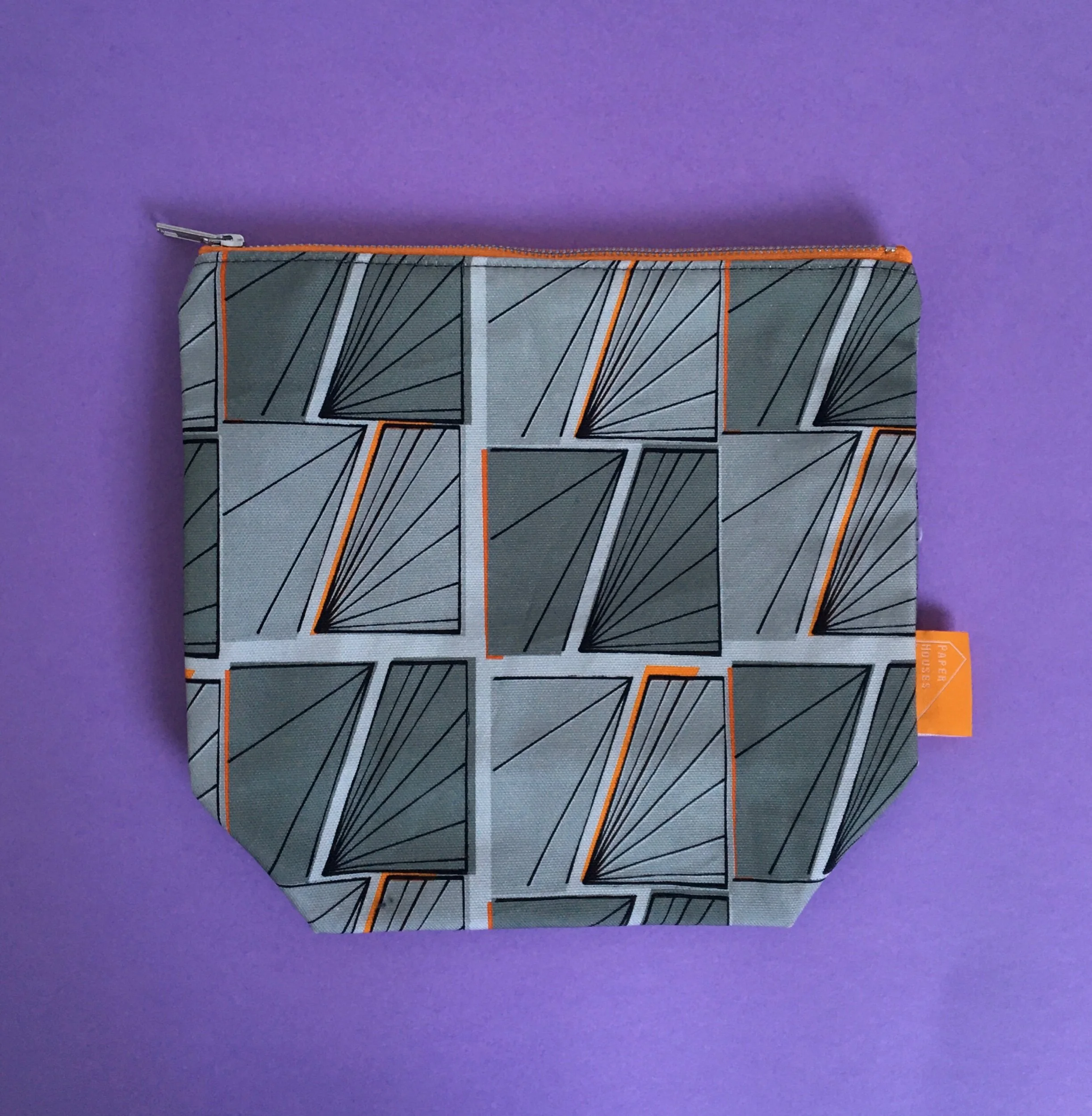 0C9C6553-F11A-4BED-8E08-4C56FA7663E1