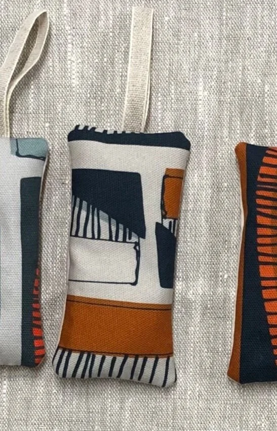 EA37AB1B-9B74-4AC3-9FE1-73CC597F36ED