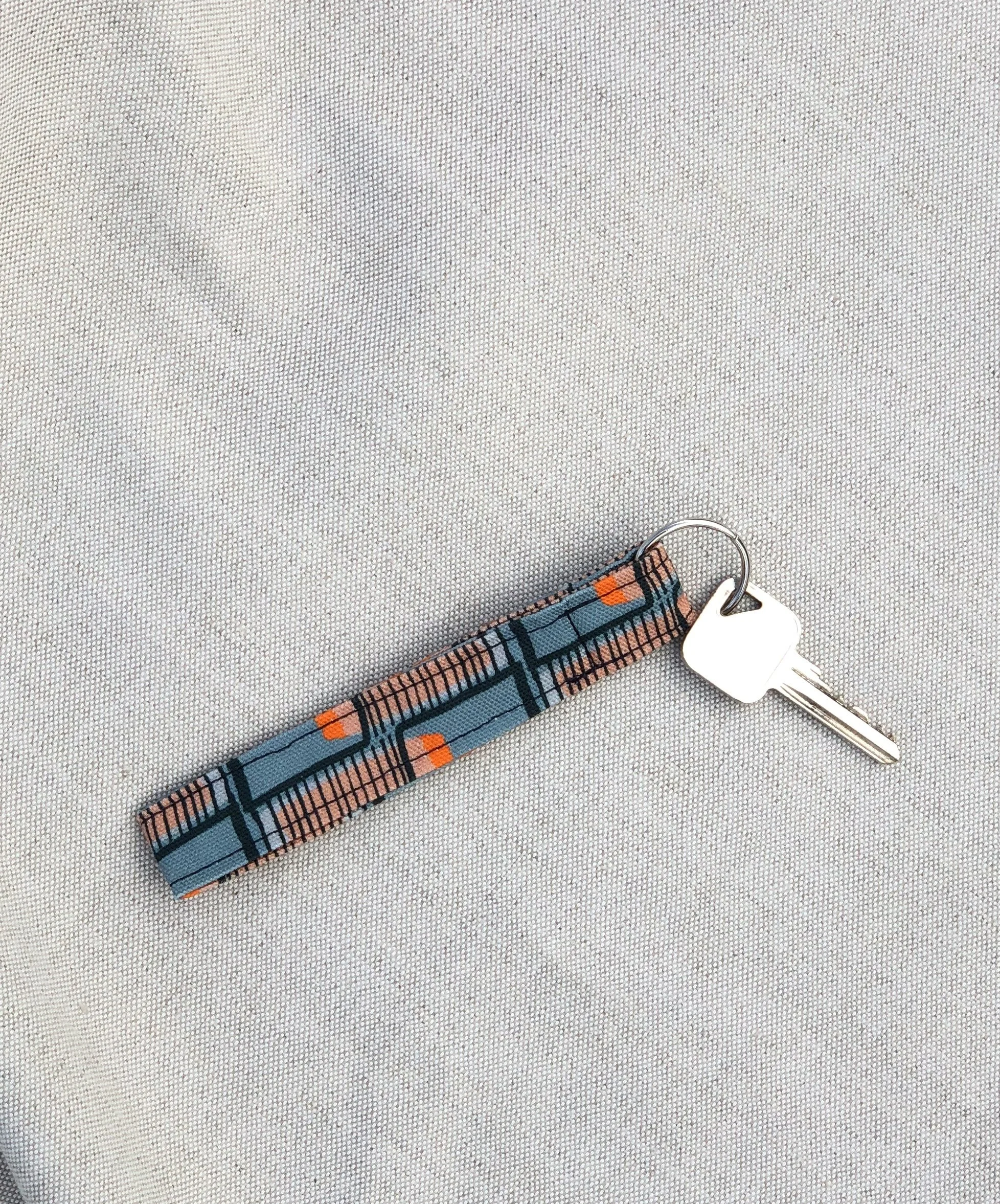 Arch Keyring - Blue + Orange