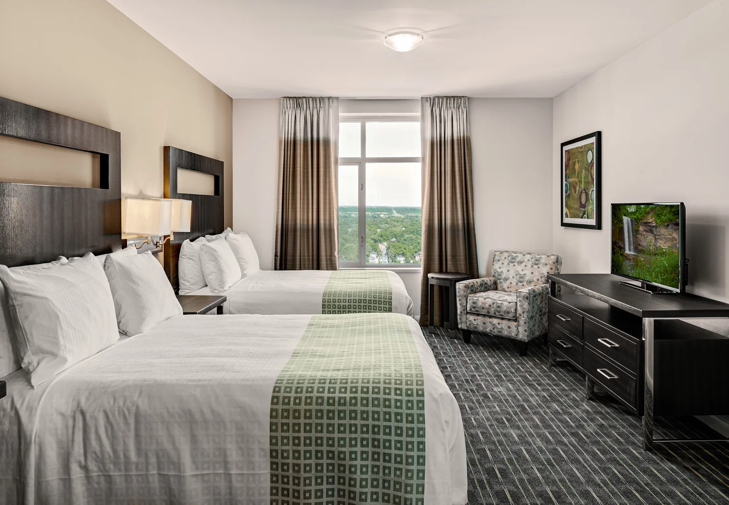 2 Twin Size Beds
