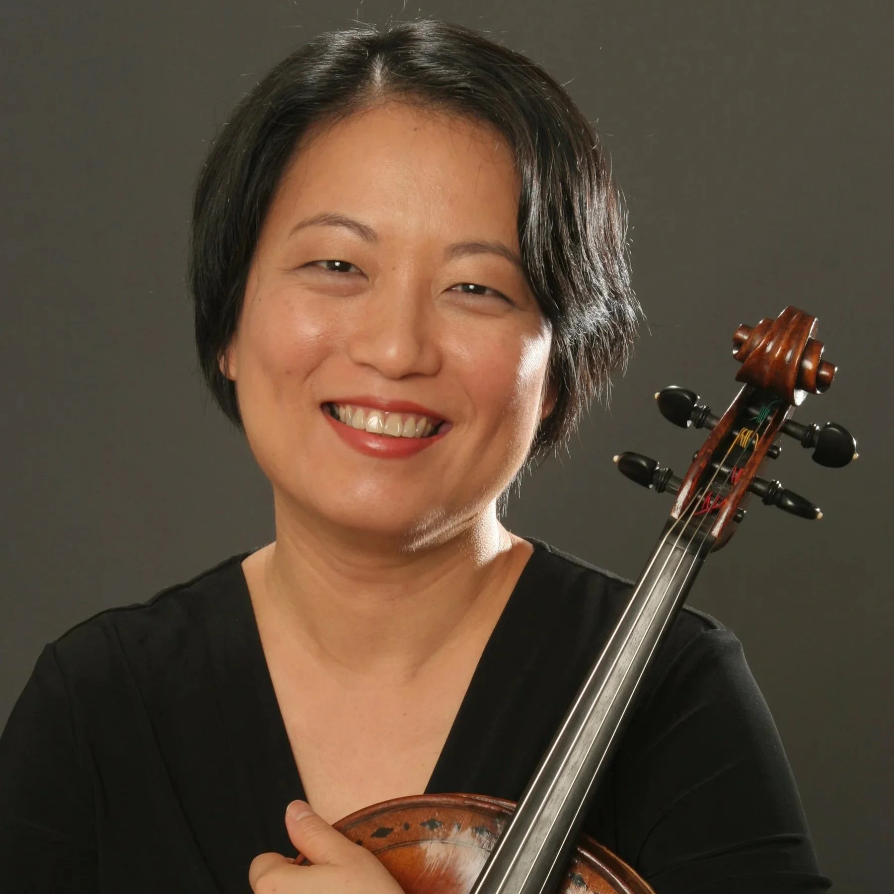 Liuh-Wen Ting, viola