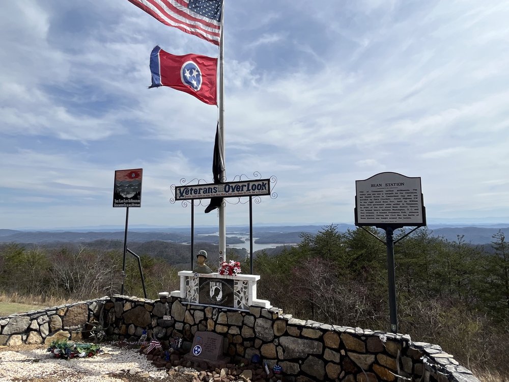 Veterans Overlook on Clinch Mountain