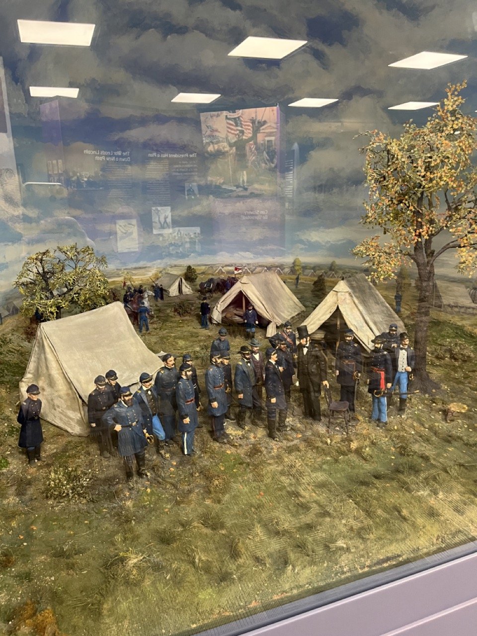 I thought this scene depicting Lincoln's visit to Antietam was cool.