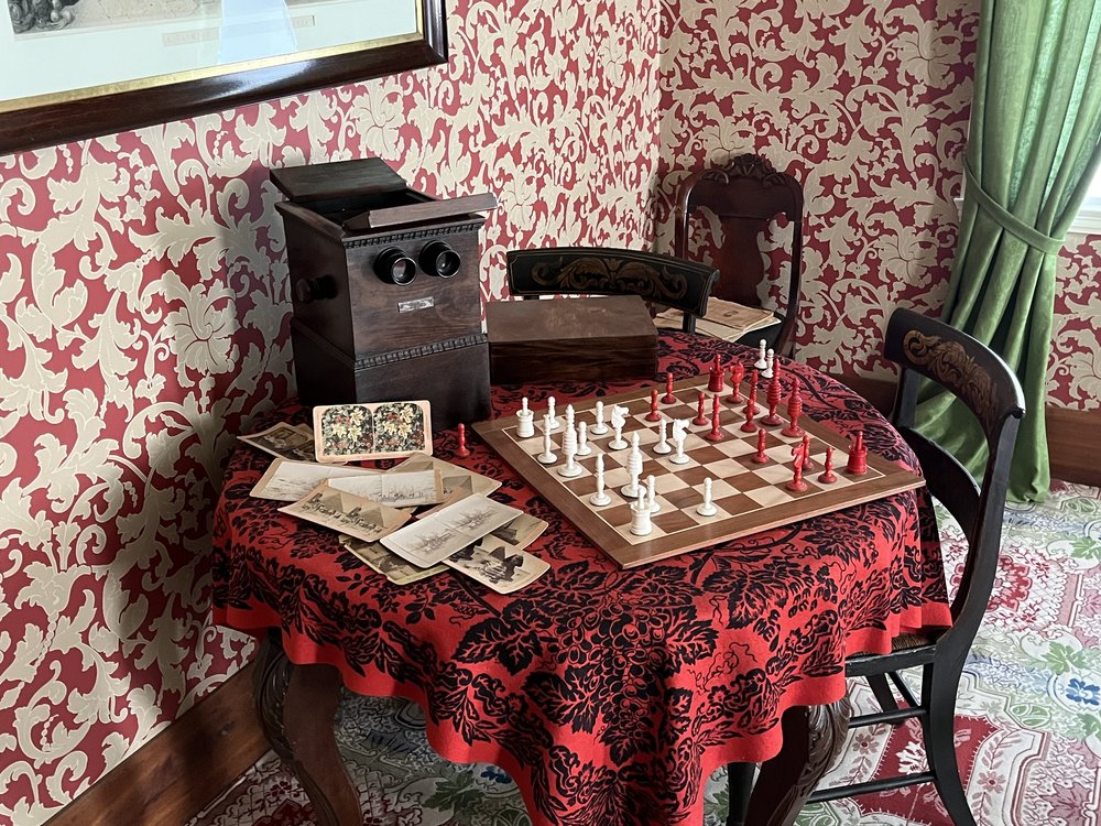 Original Stereoscope and replica Chess board