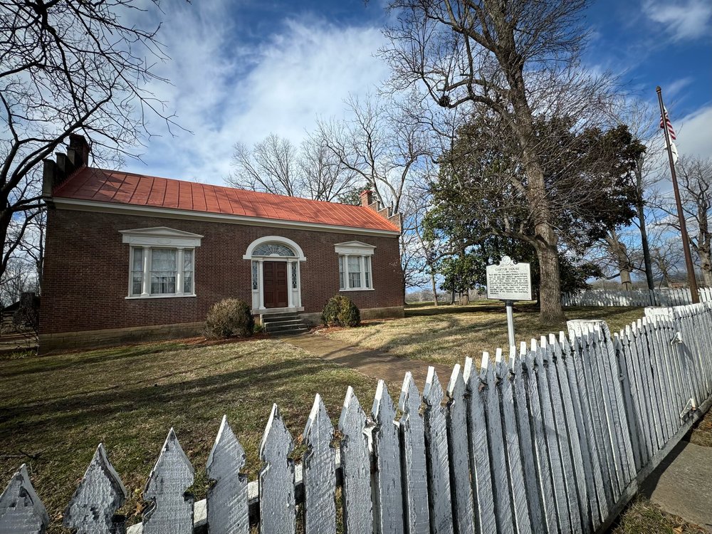 Front of the Carter House