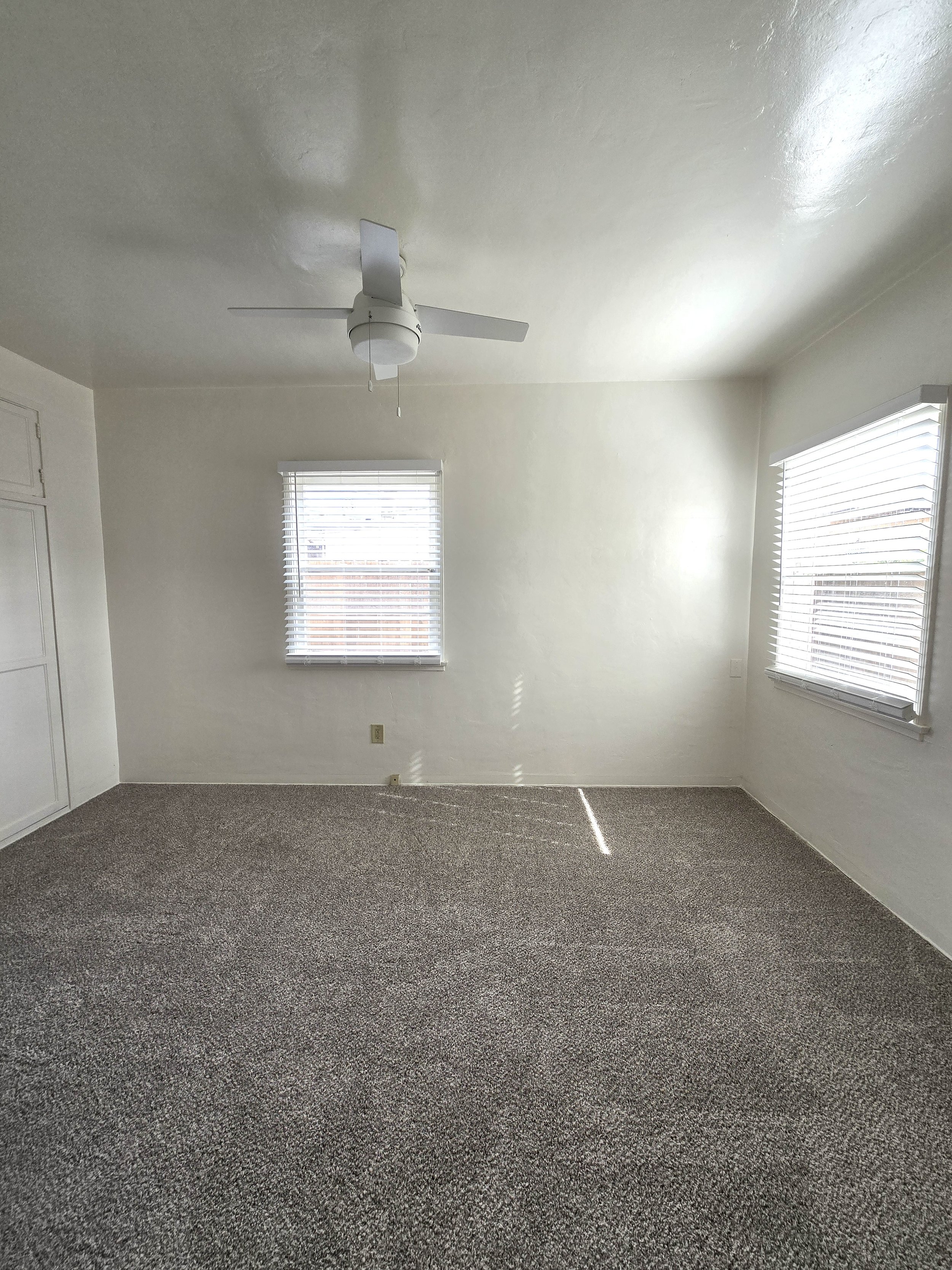 724 Emerald Bedroom.jpg