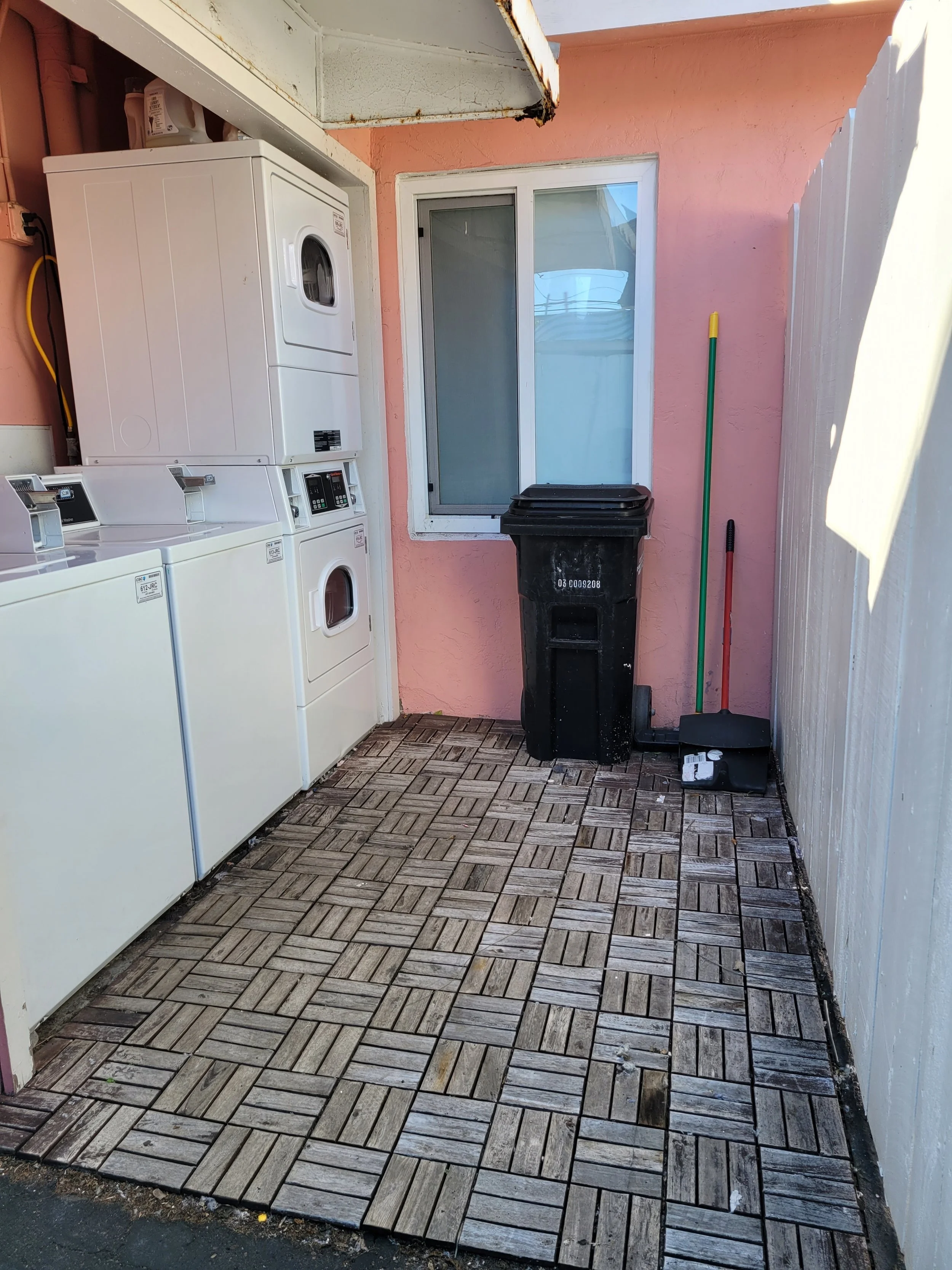 Wavecrest Laundry Area.jpg