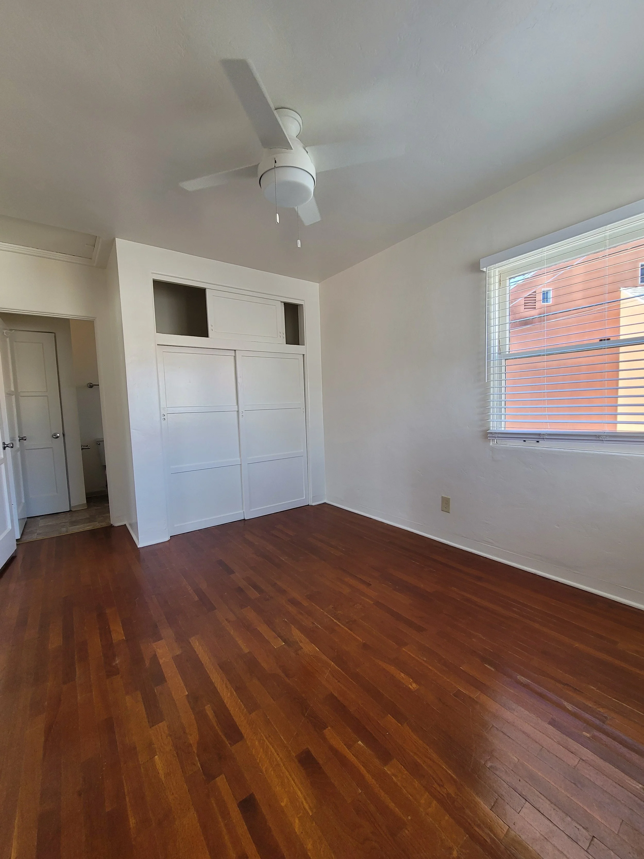 3724 Ingraham Bedroom.jpg