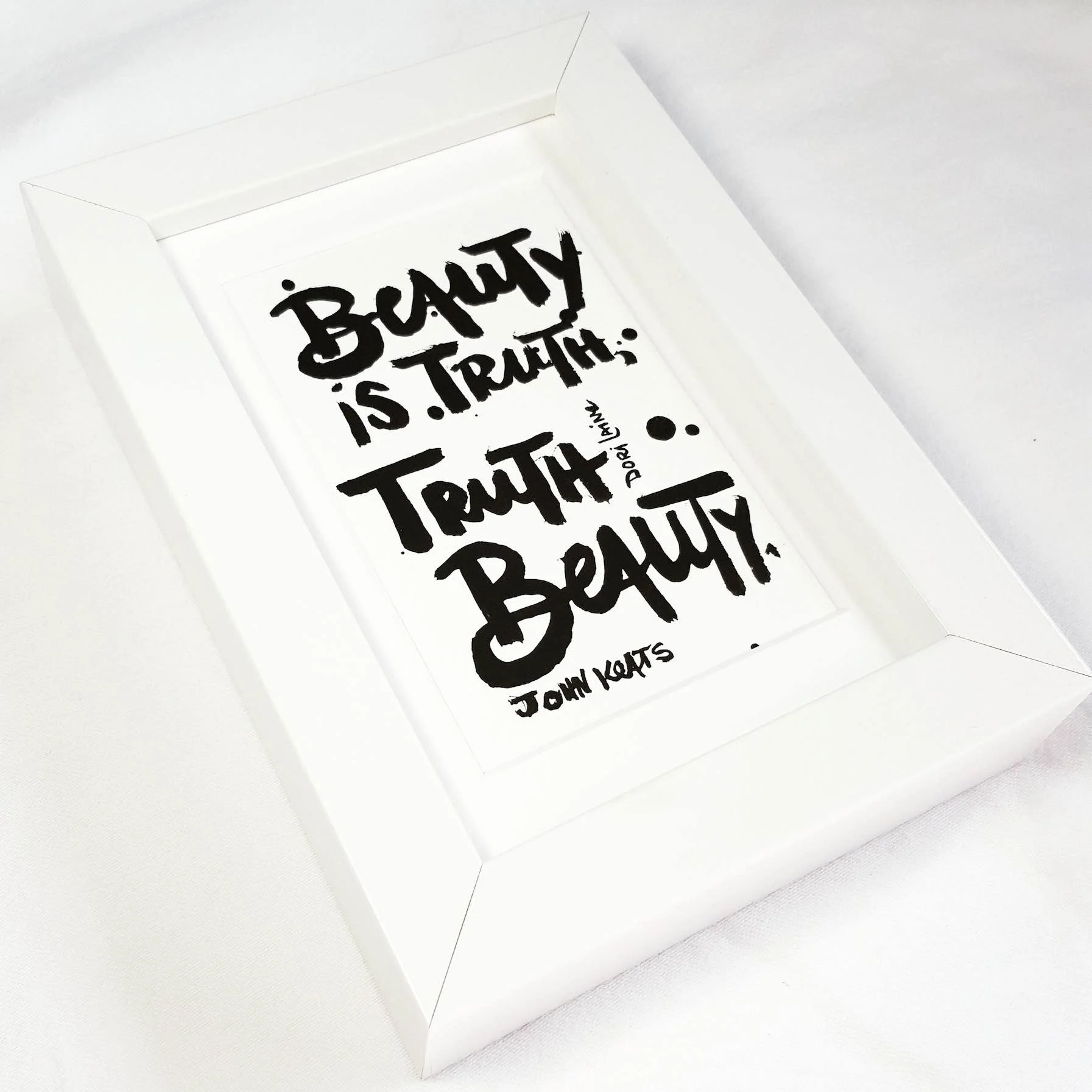 The QUINTESSENTIAL | Beauty is Truth | 5 X 7