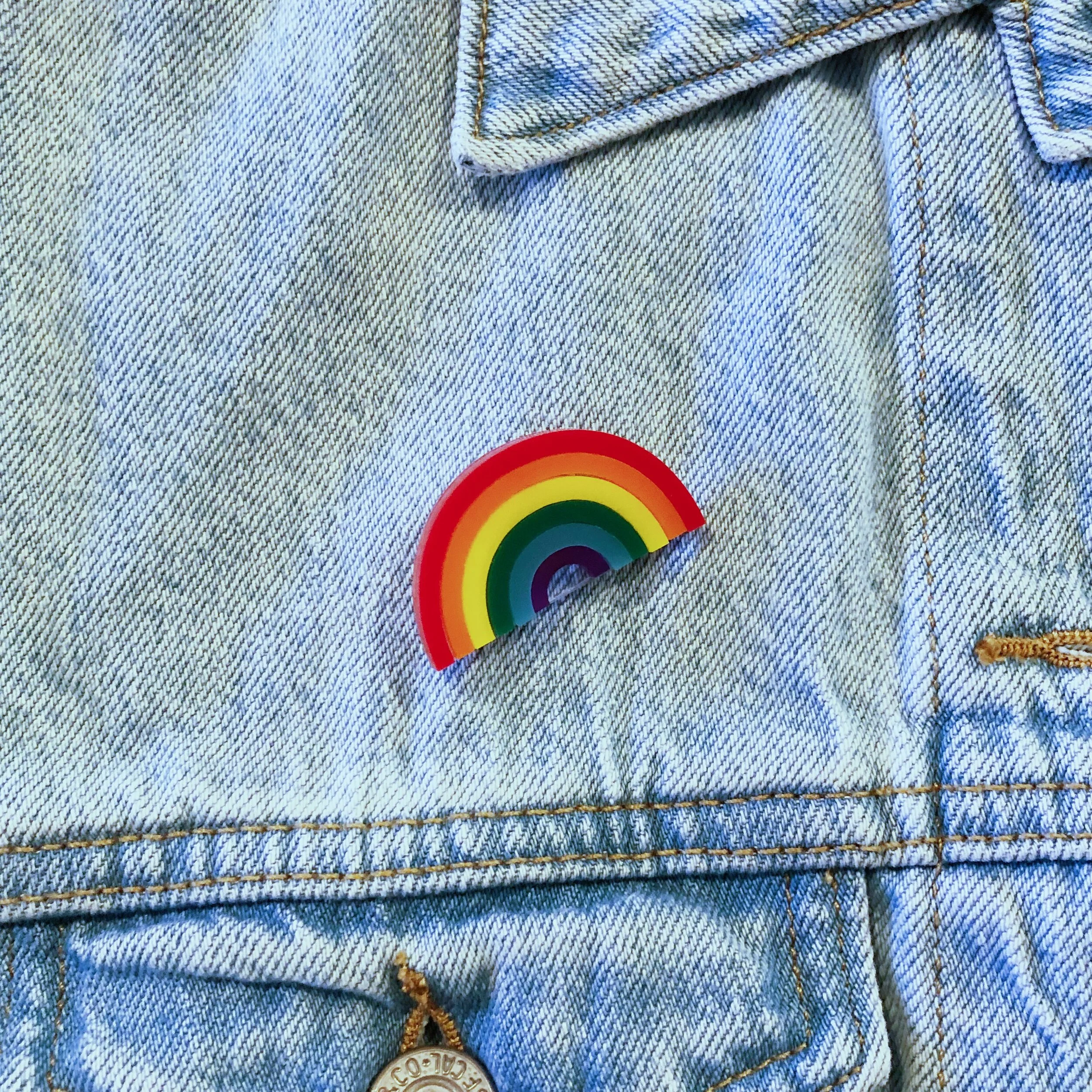 Rainbow "Noah" Pin