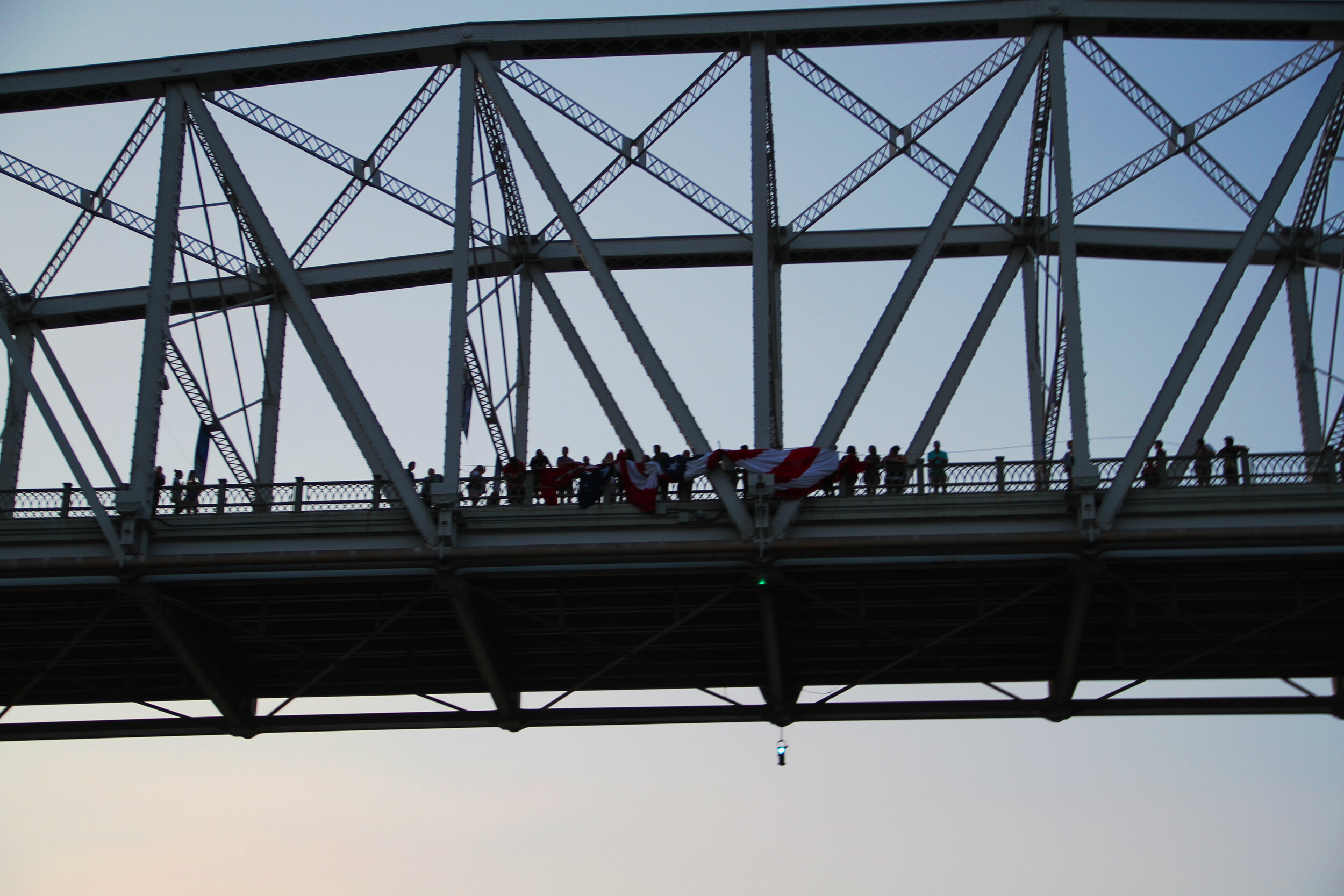  2020 9/11 Flag Tribute on Nashville Walking Bridge – 9/11 REMEMBERED 2020 – Photo: Cierra Mazzola – All Rights Reserved 