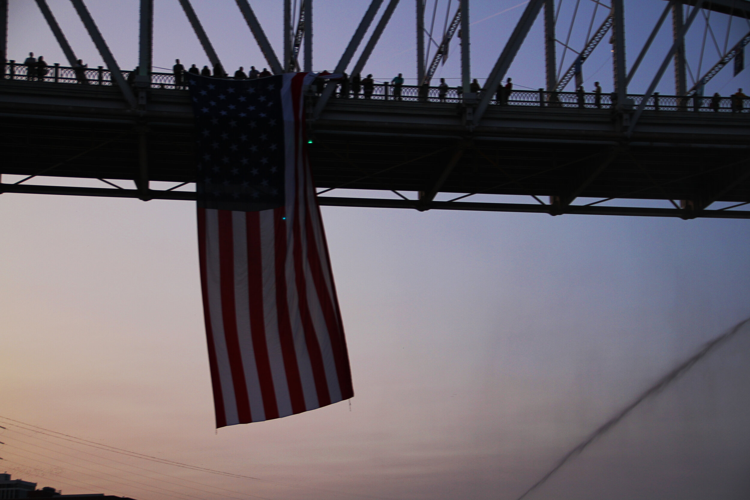  2020 9/11 Flag Tribute on Nashville Walking Bridge – 9/11 REMEMBERED 2020 – Photo: Cierra Mazzola – All Rights Reserved 