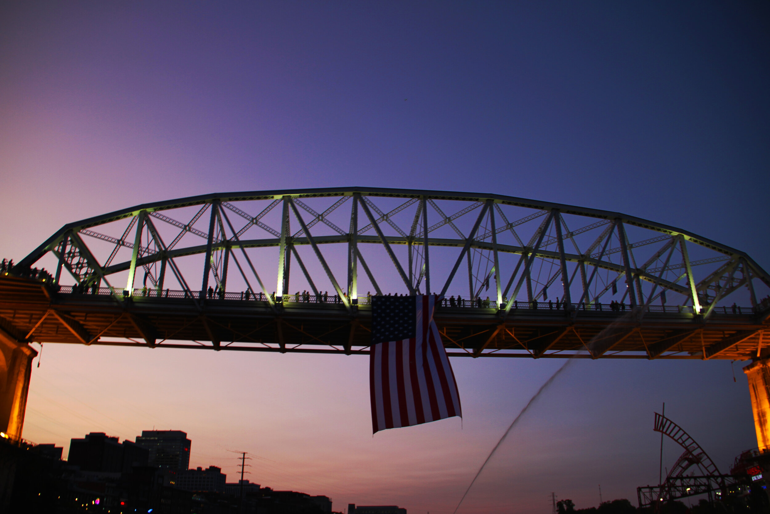  2020 9/11 Flag Tribute on Nashville Walking Bridge – 9/11 REMEMBERED 2020 – Photo: Cierra Mazzola – All Rights Reserved 