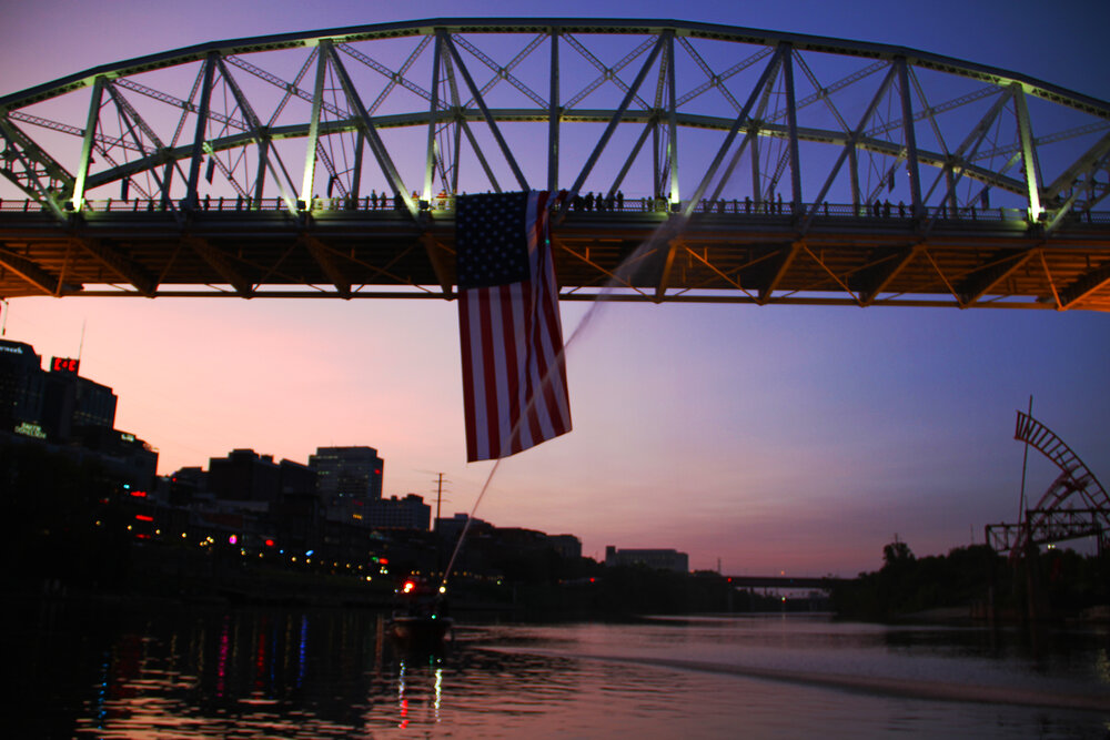  2020 9/11 Flag Tribute on Nashville Walking Bridge – 9/11 REMEMBERED 2020 – Photo: Cierra Mazzola – All Rights Reserved 