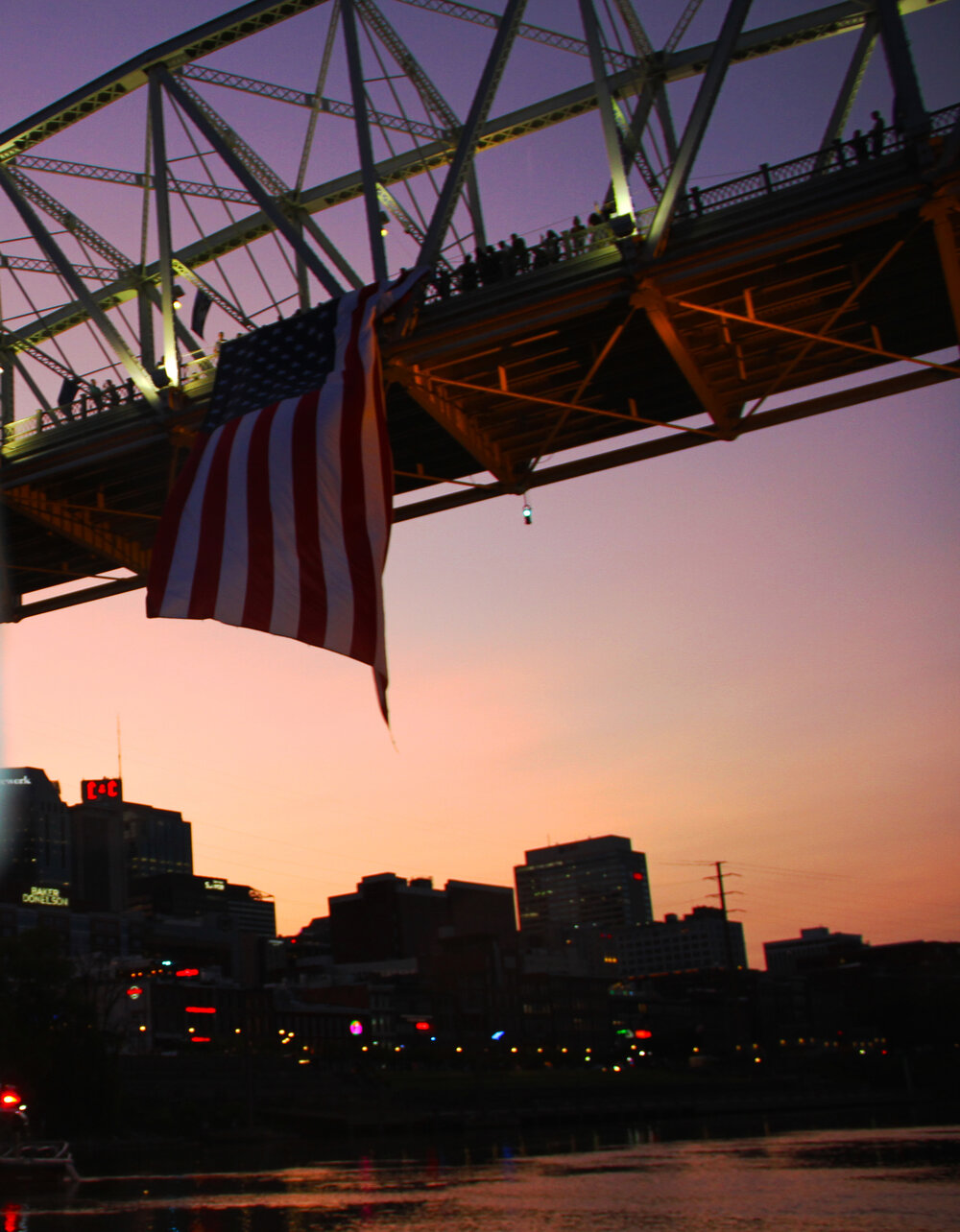  2020 9/11 Flag Tribute on Nashville Walking Bridge – 9/11 REMEMBERED 2020 – Photo: Cierra Mazzola – All Rights Reserved 