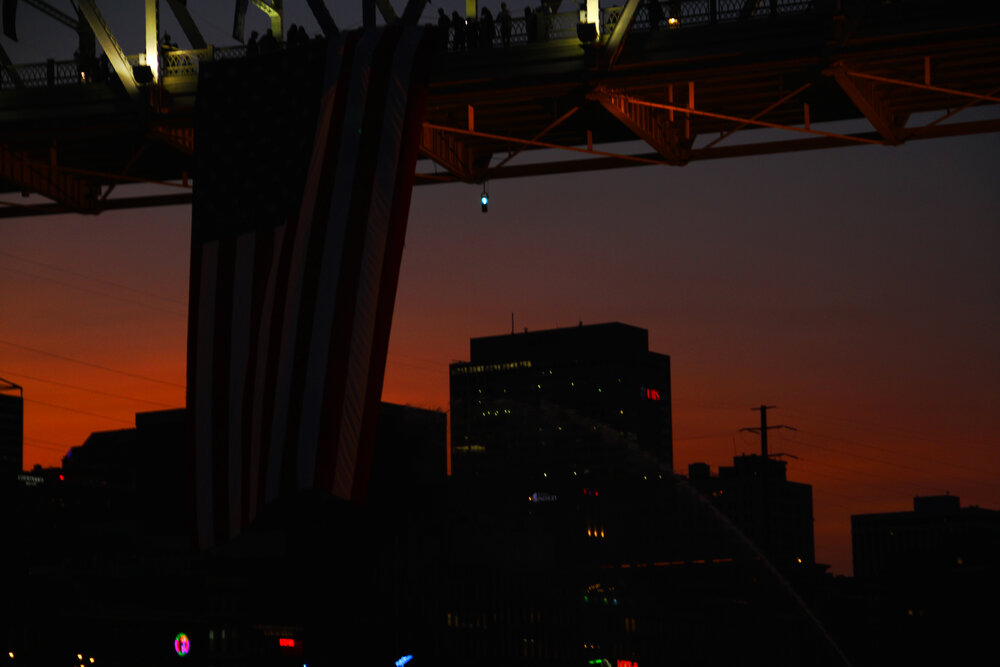  2020 9/11 Flag Tribute on Nashville Walking Bridge – 9/11 REMEMBERED 2020 – Photo: Cierra Mazzola – All Rights Reserved 