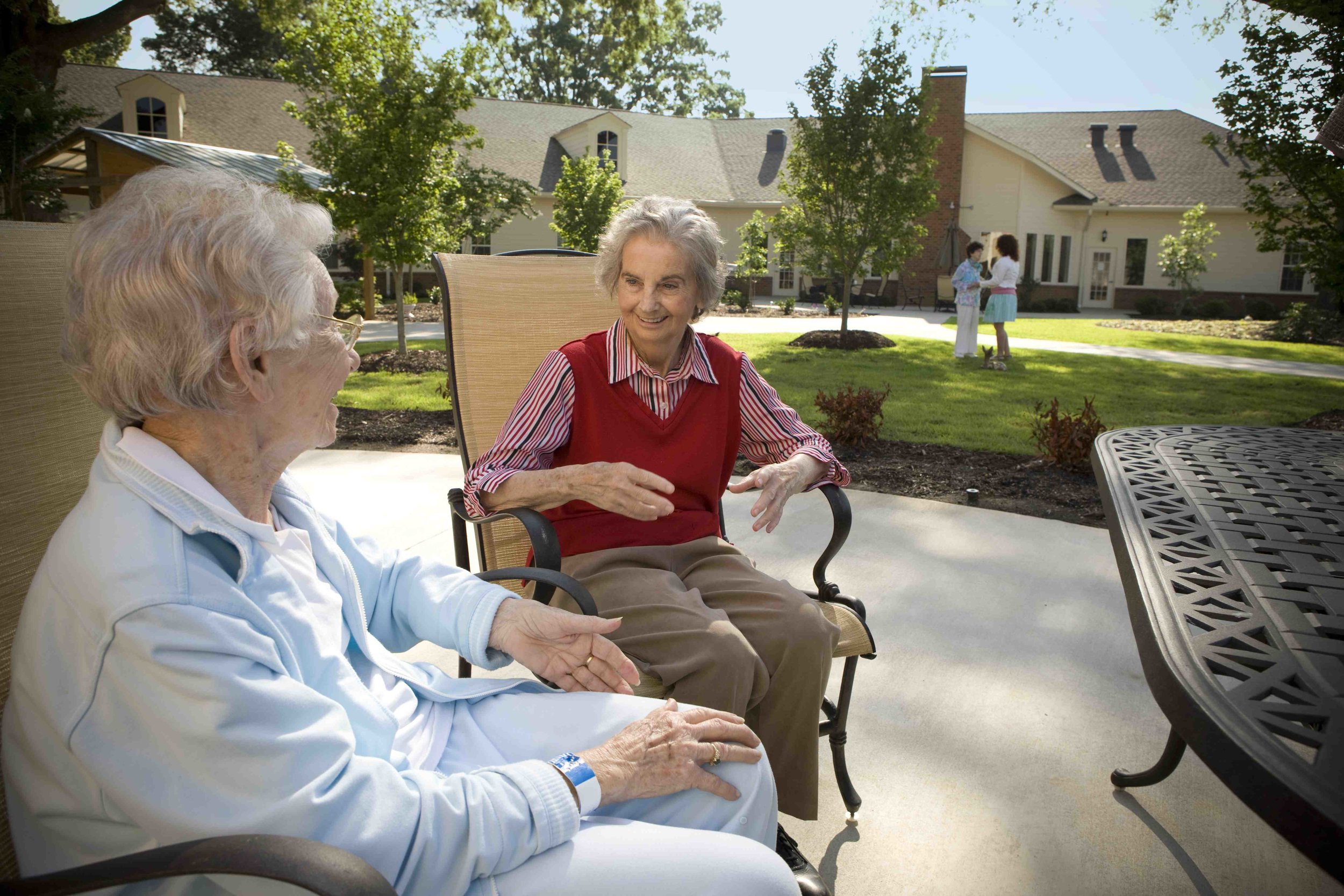 Apple Grove Living | Memphis Alzheimer's Assisted Living, Day ...