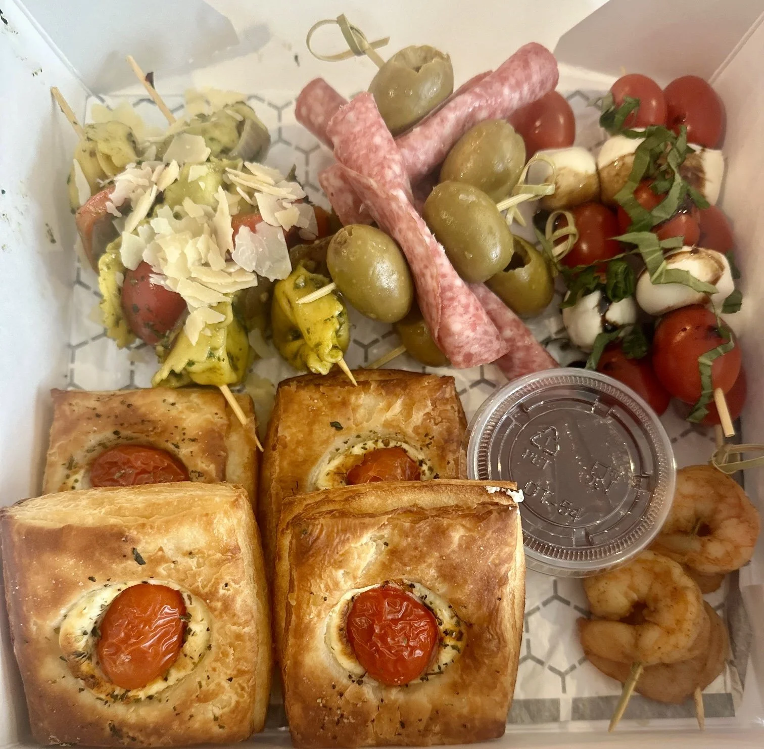Appetizer box - $30 - serves 4-6