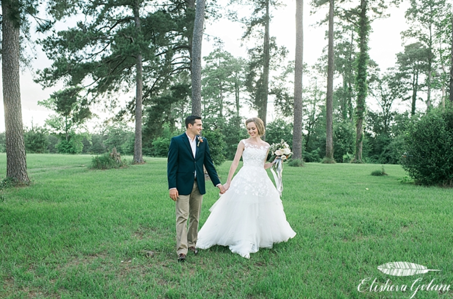 Develop Retreat | Summer Blues Styled Wedding
