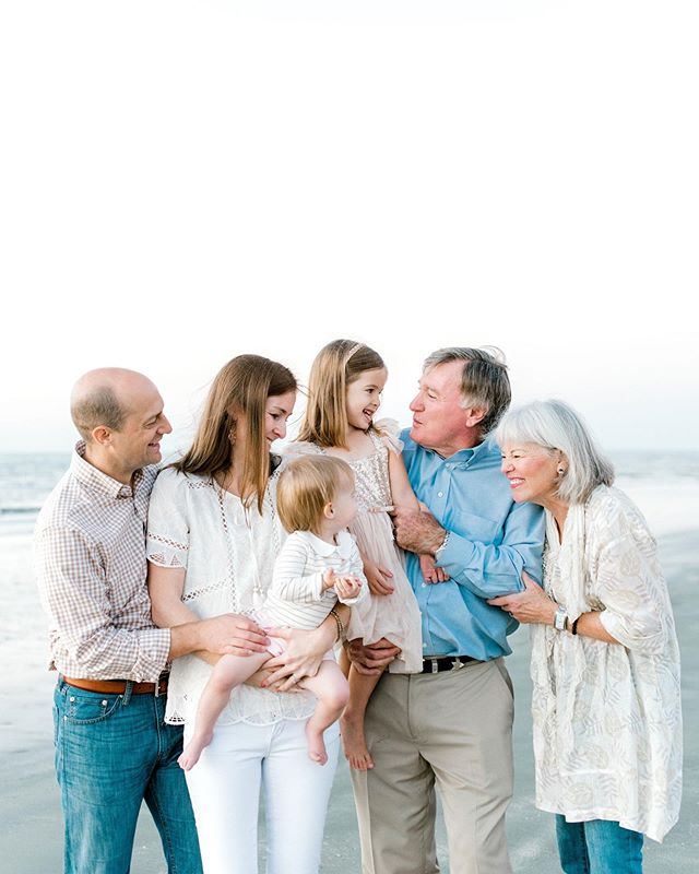 Family is everything 🥰 .
.
.
.
.
#family #familyphotography #familyphotos #familypictures #grandparents #galveston #houstonphotographers #extendedfamily #houstonfamilyphotographer #htx