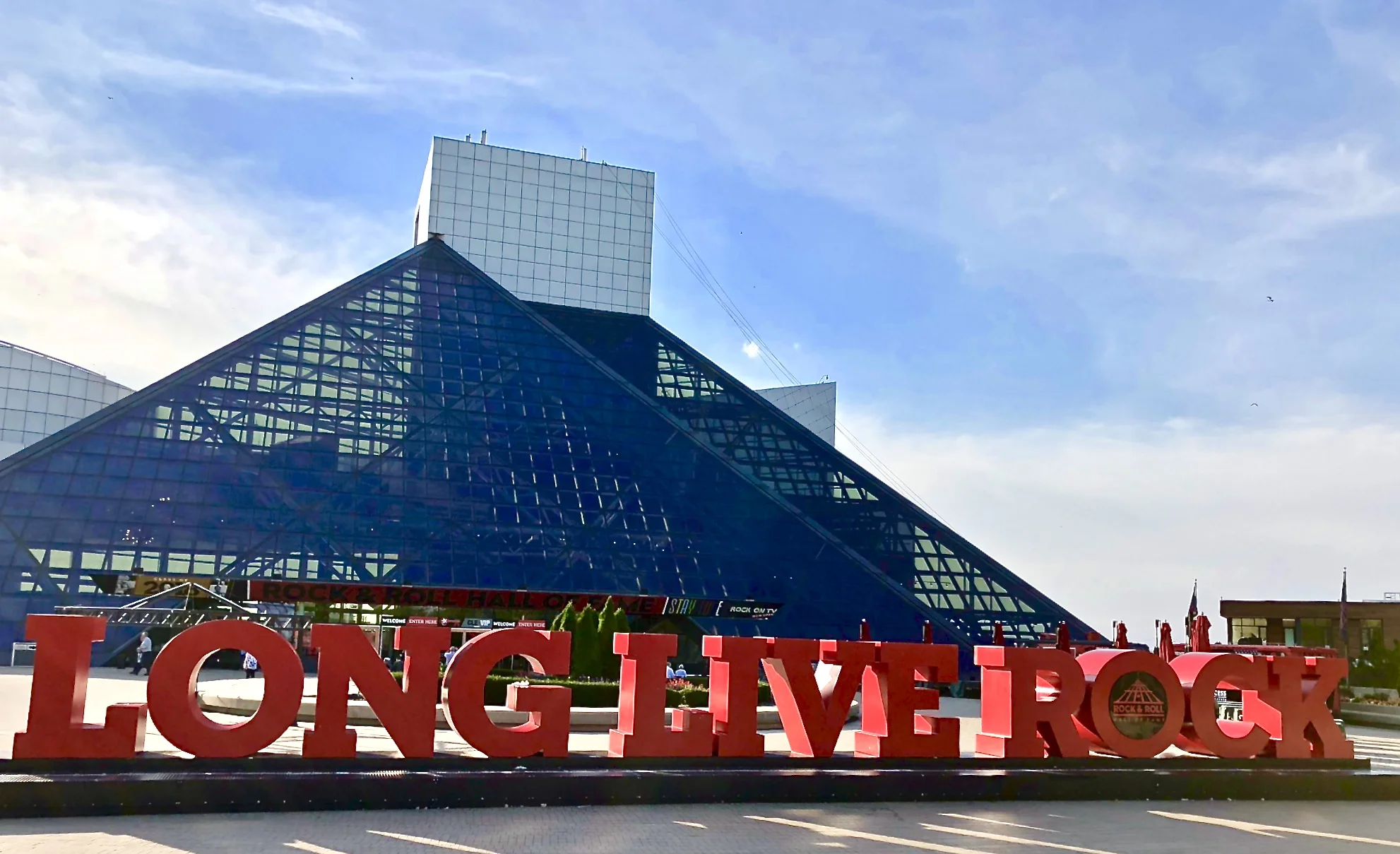 I love that old time rock n roll...