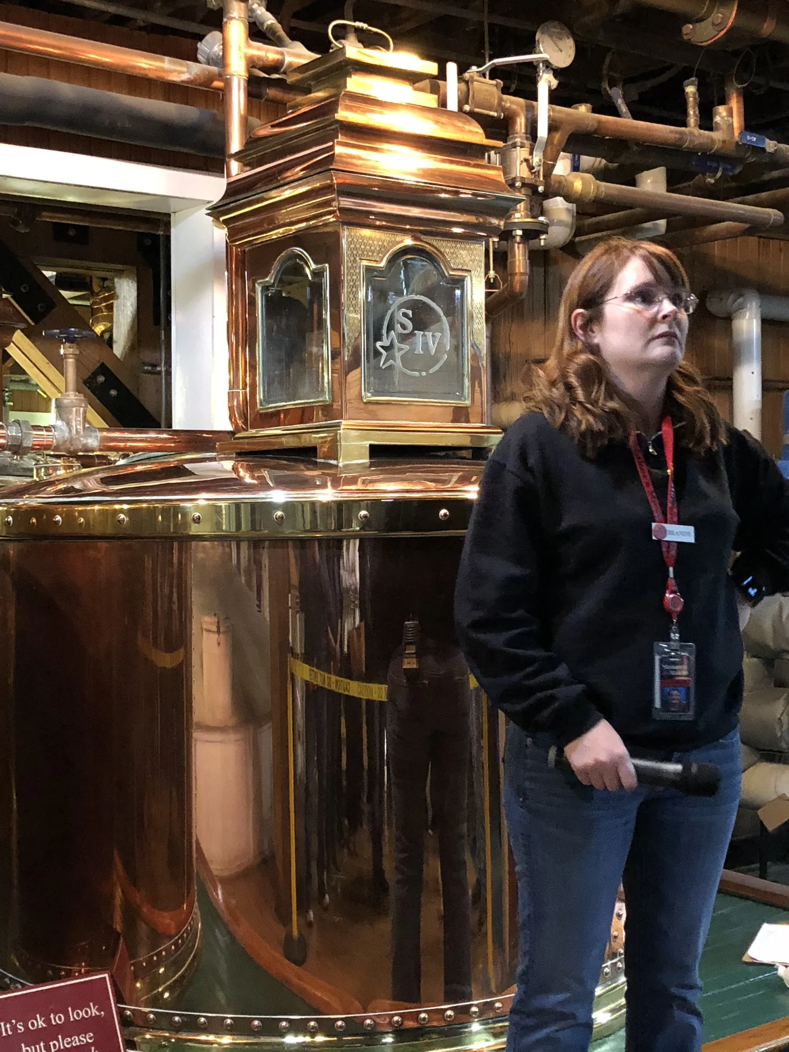 Brandy telling us the story behind Makes Mark