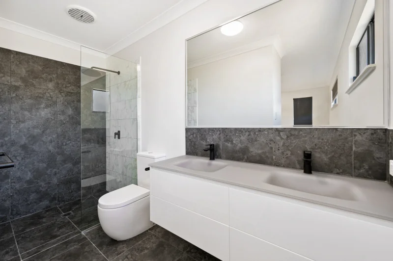 TheCube_EllisDevelopments_ensuite