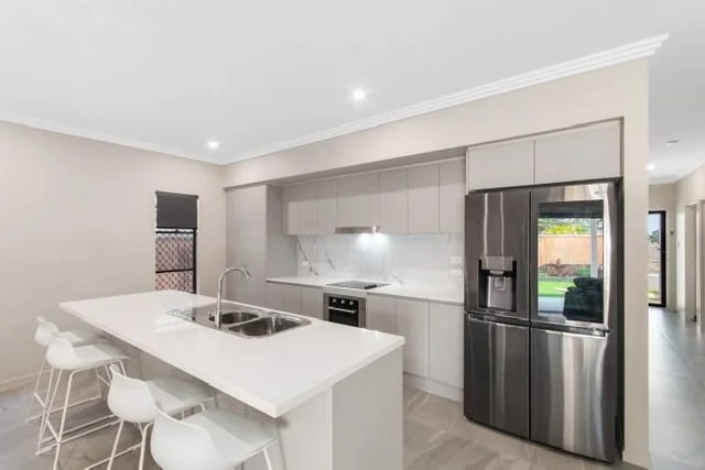 The Royale Kitchen Close.jpeg