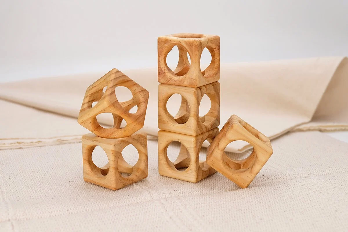 Wooden Cube Balancing Toy_1s.jpg