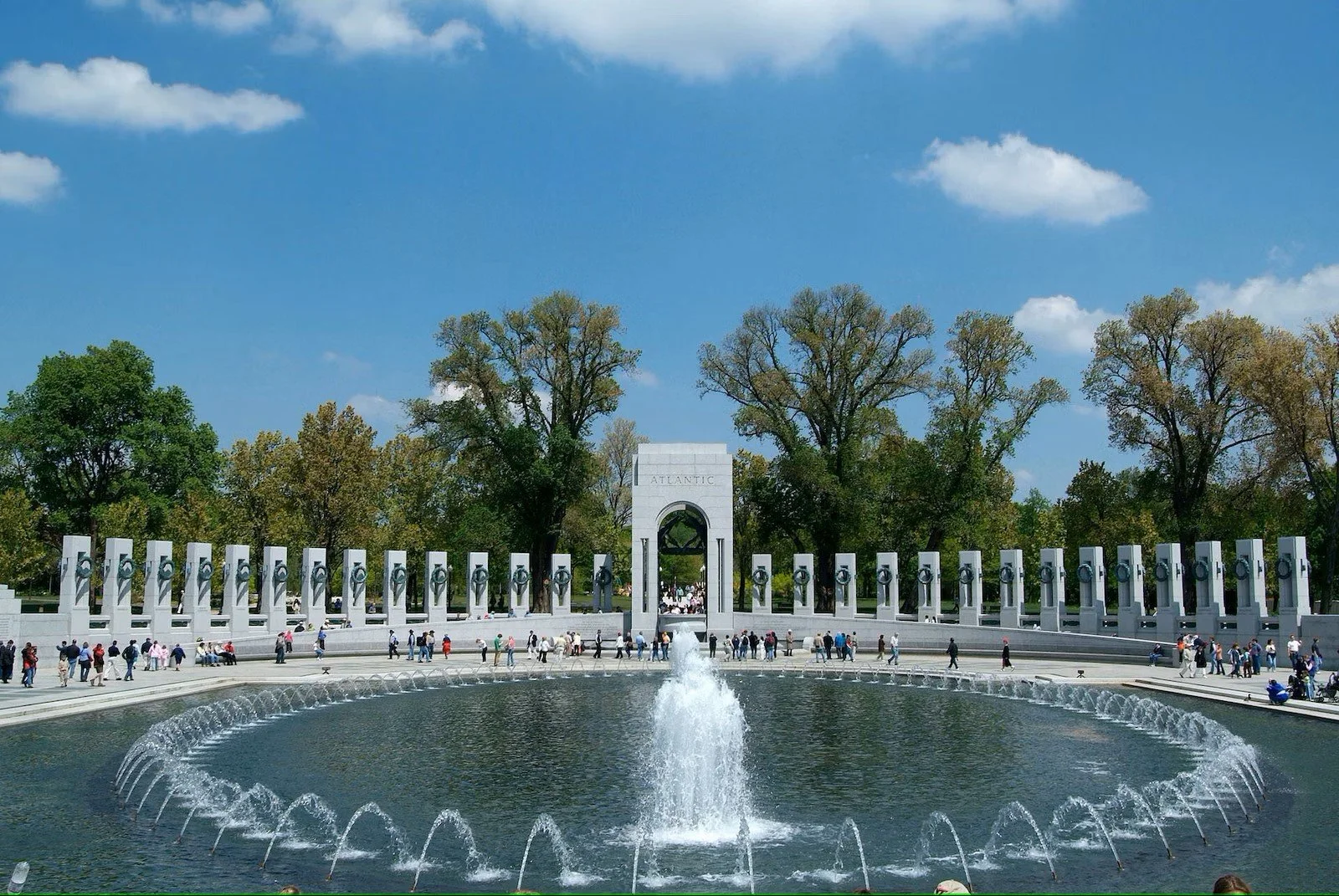 Concert at the WWII Memorial