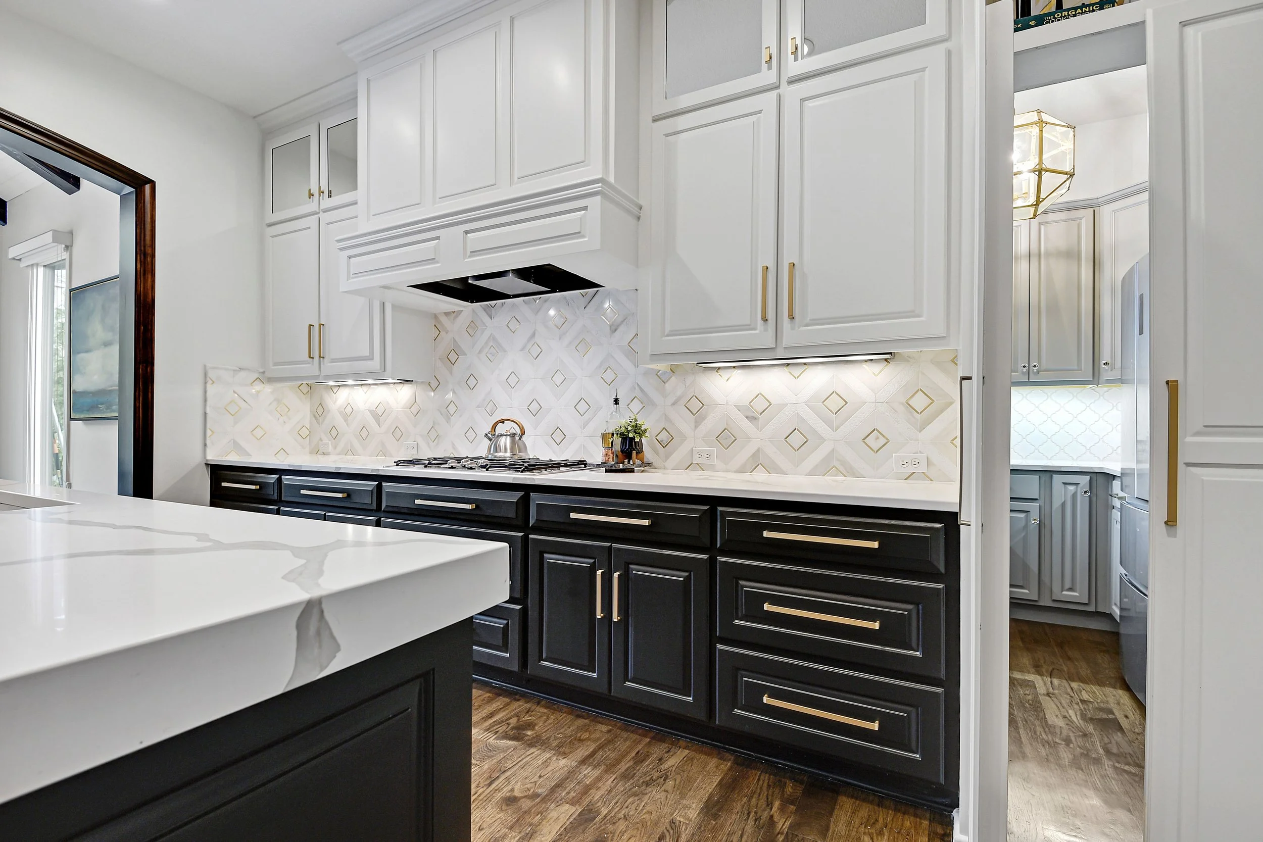 Transitional Kitchen