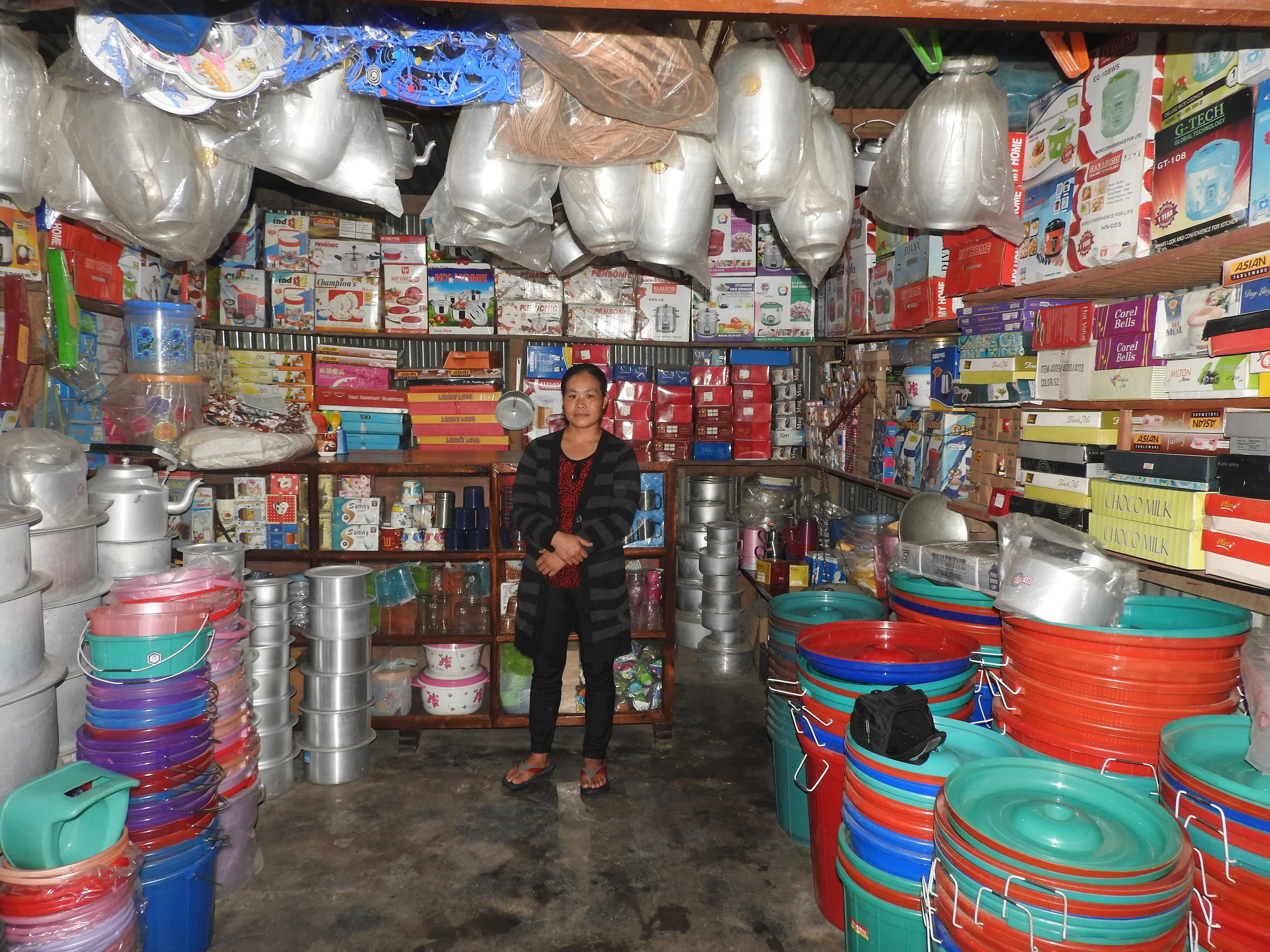 Crockery shop, Kigwema Village (Jakhama Block).JPG