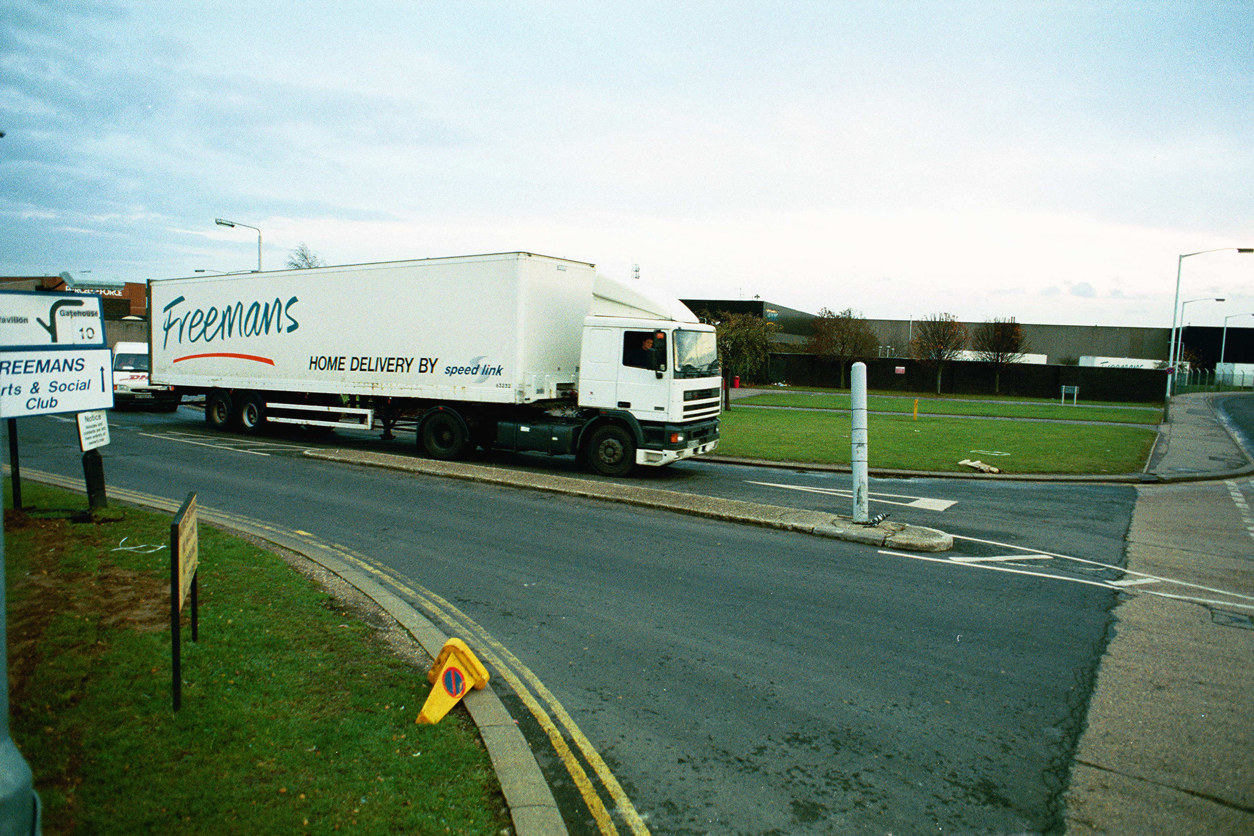 Freemans-2001-B copy.jpg