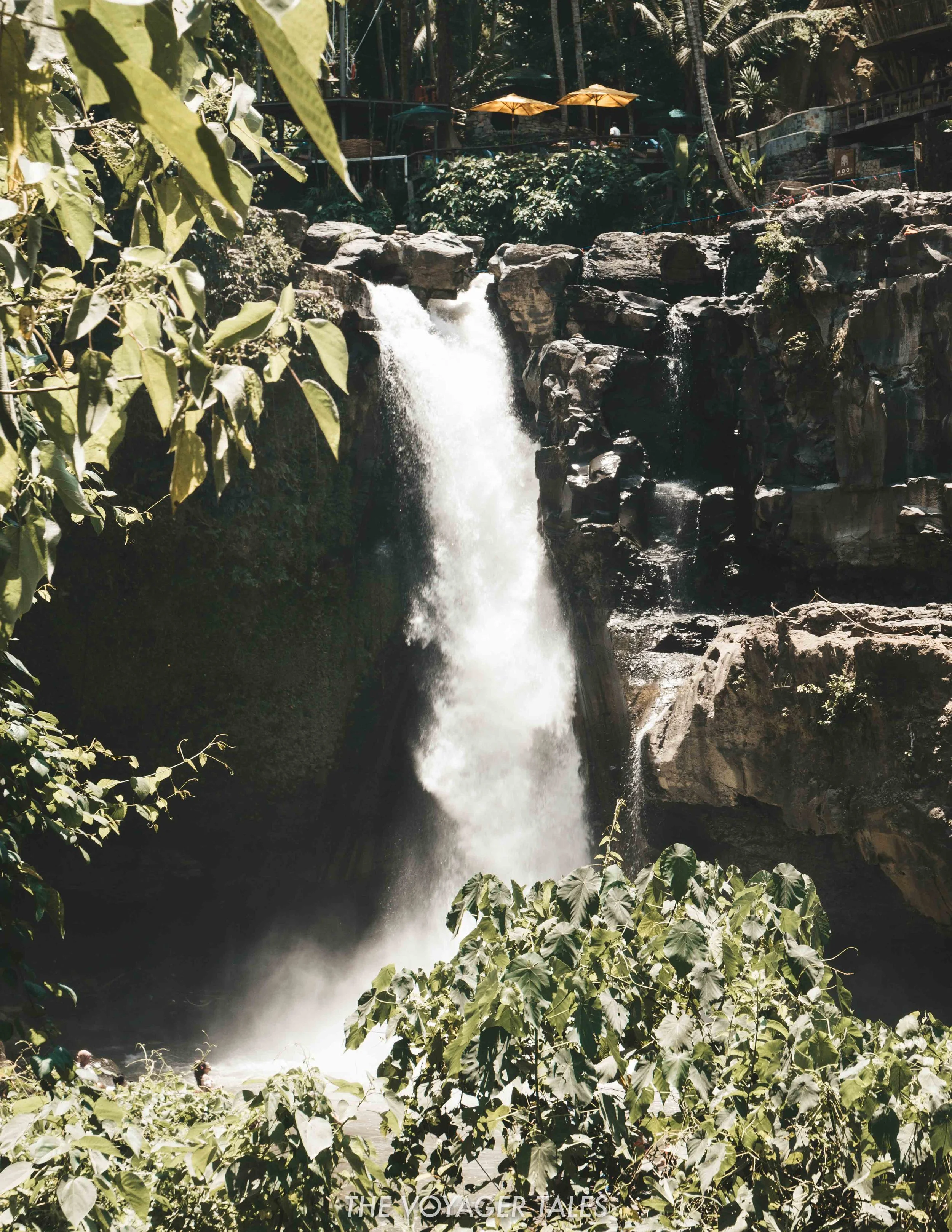 Tegenungan waterfall.jpg
