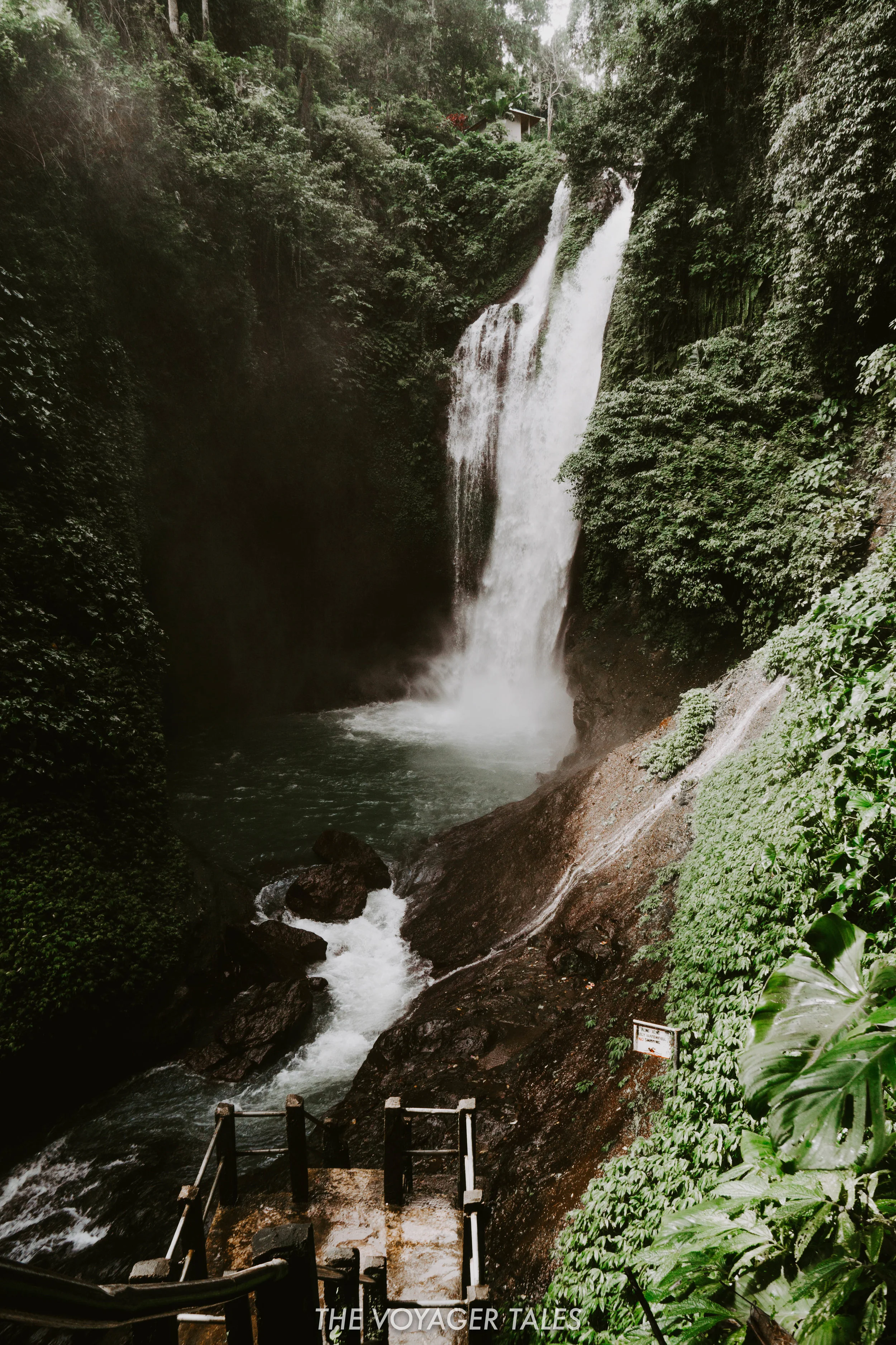 Aling Aling waterfall.jpg