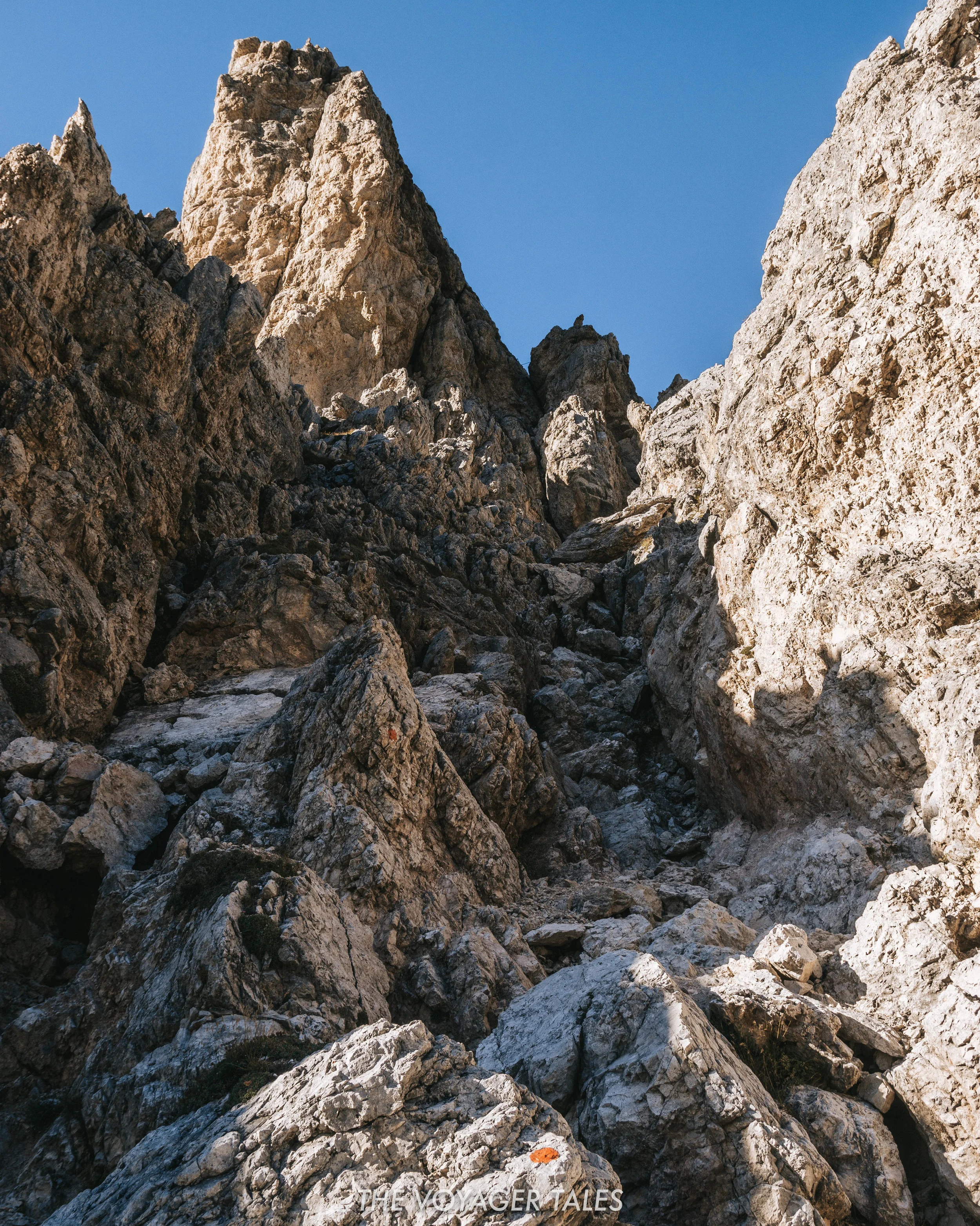 Scree gully leading up to Gran Cir
