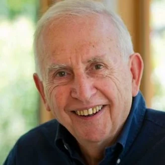 Hugh+Mackay+1.jpg