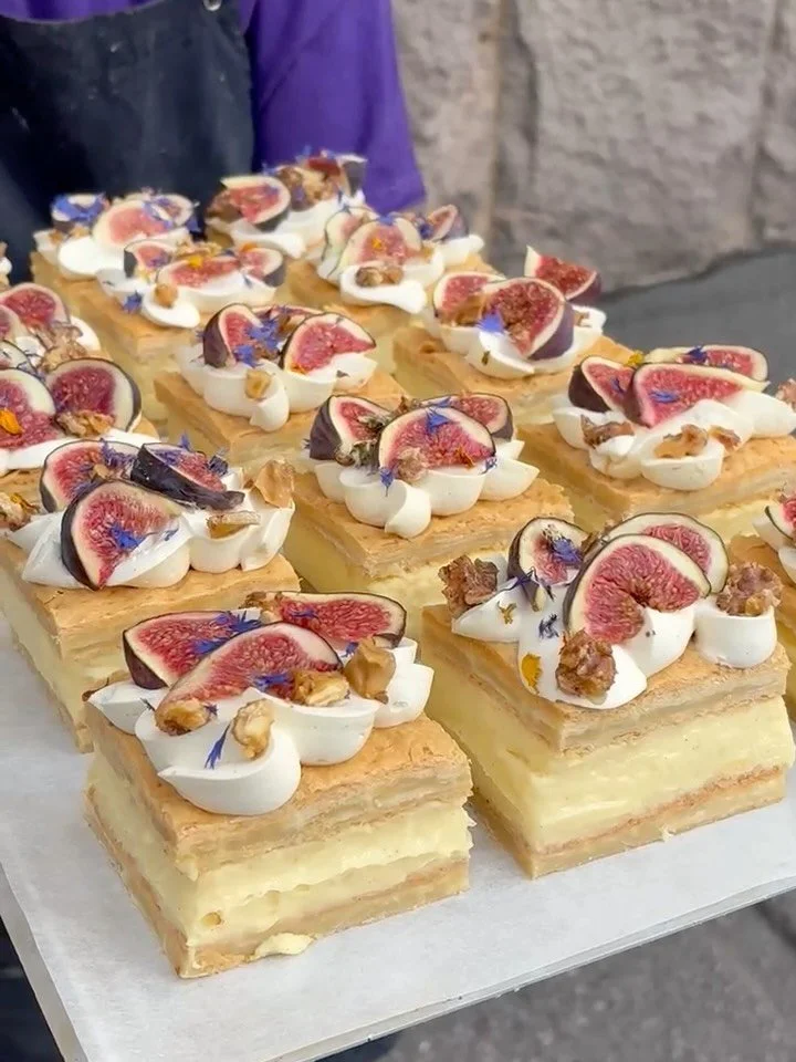 Both delicate and comforting, both earthy and sweet; the weekend special is here. Walnut &amp; fig vanilla slices on the counter at Kallio now, and the next two days. We wish you a lovely and nurturing weekend and hope to see you soon &lt;3

#way #he