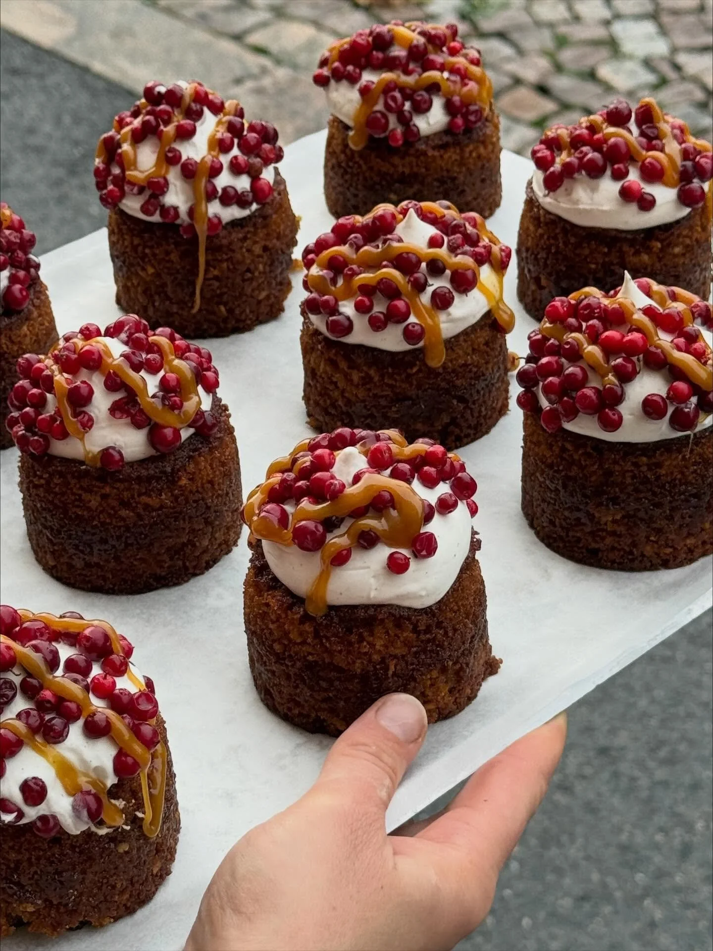 A cake that sings autumn

- Lingonberry cake

#way #helsinki
