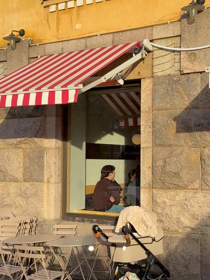 On Saturday 1st of November is All Saint&rsquo;s Day and we follow our Sunday opening hours at both locations🕯️

Kallio 9&ndash;16
Herttoniemi 11&ndash;17

We look forward seeing you for breakfast, pastries and sourdough hauls.

#way #helsinki