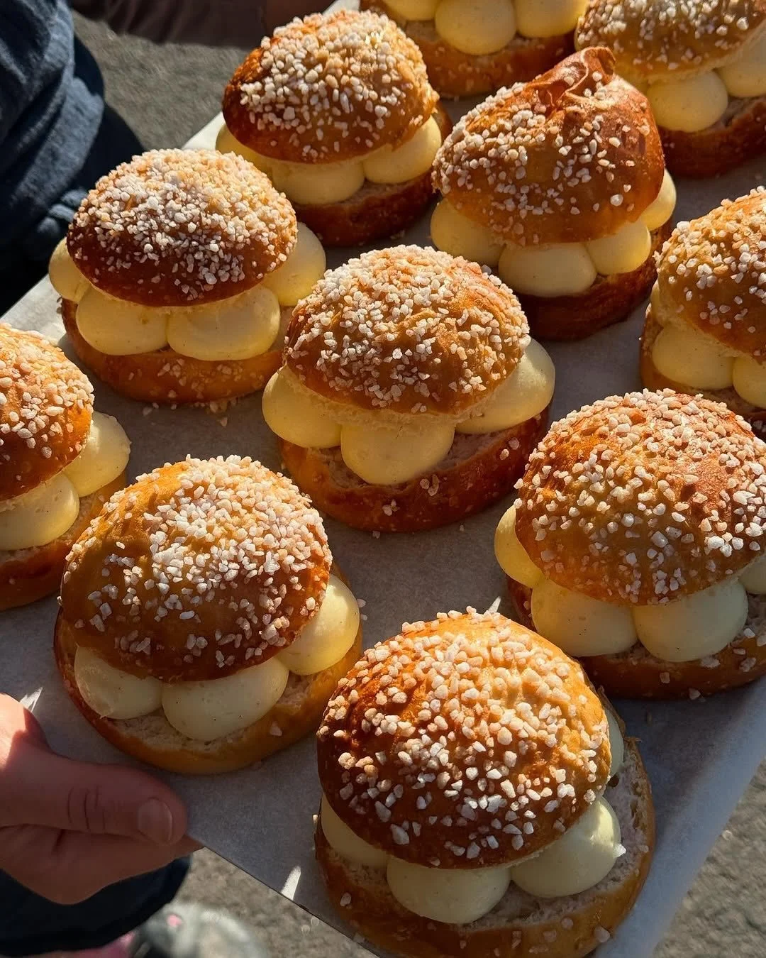 Alex&rsquo;s favorite pastry just hit the counters🍊🍊🍊

- Mandarin Trop&eacute;zienne

Available for the weekend at Kallio.

#way #helsinki