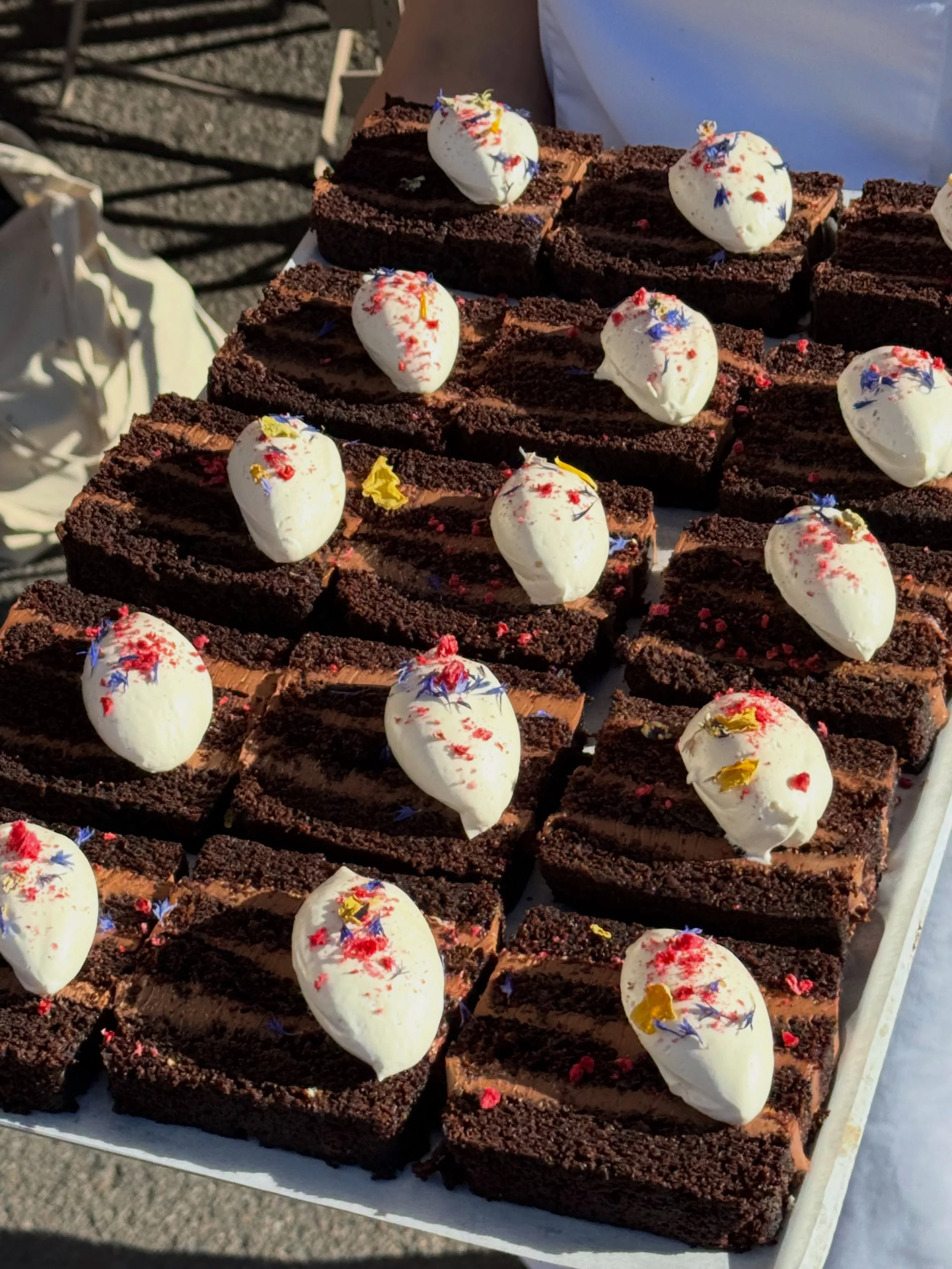 No better way to celebrate Mother&rsquo;s Day weekend than with this queen🌸 

&ndash; Chocolate Slab cake w/ mascarpone

On the counter now and for the next days. Have a sweet one everyone!

#way