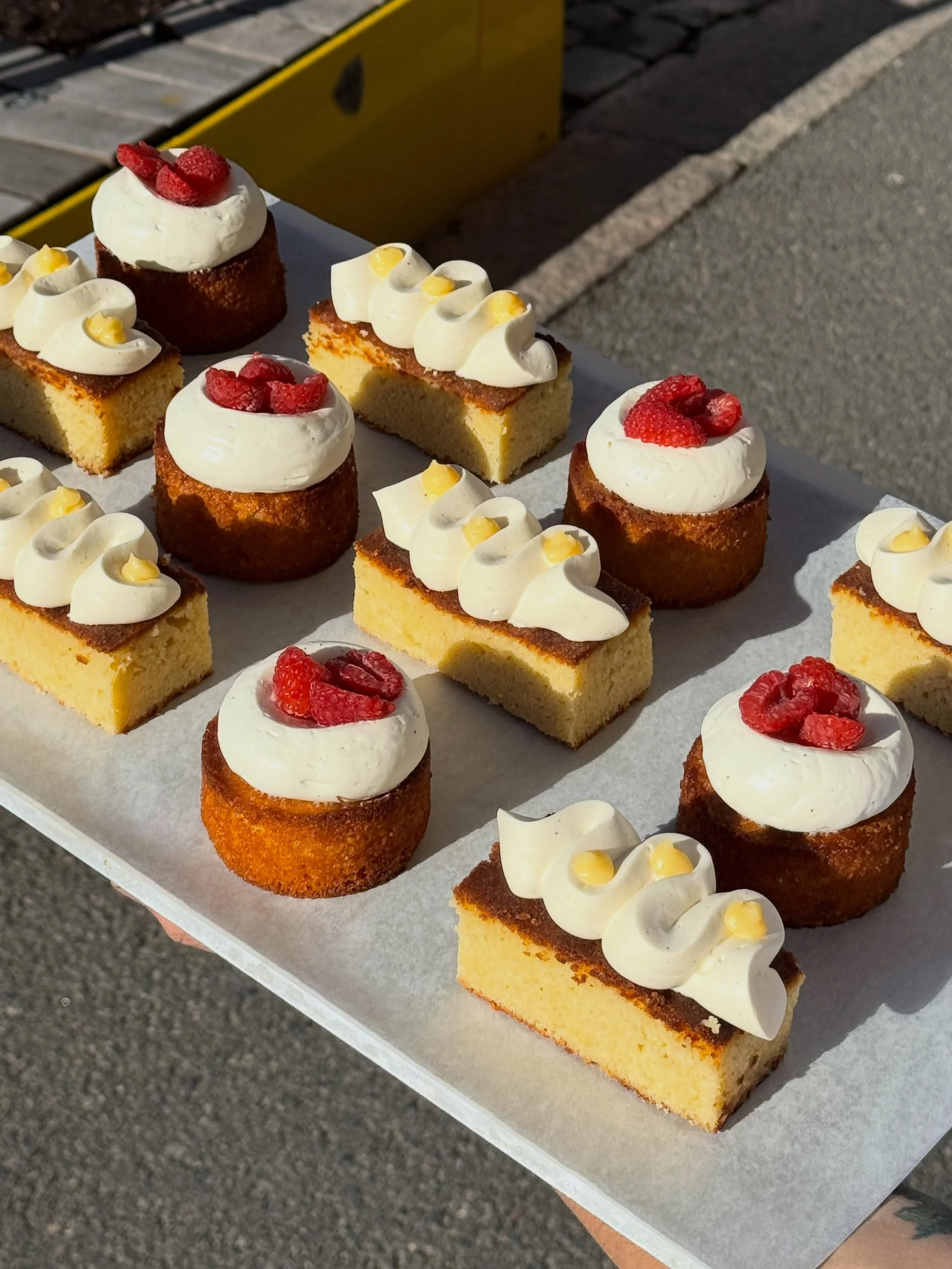 Some of the yummy treats currently coming out from the bakery

- Raspberry &amp; coconut cake
- Lemon bar 

See you at the caf&eacute; :) 

#way #helsinki