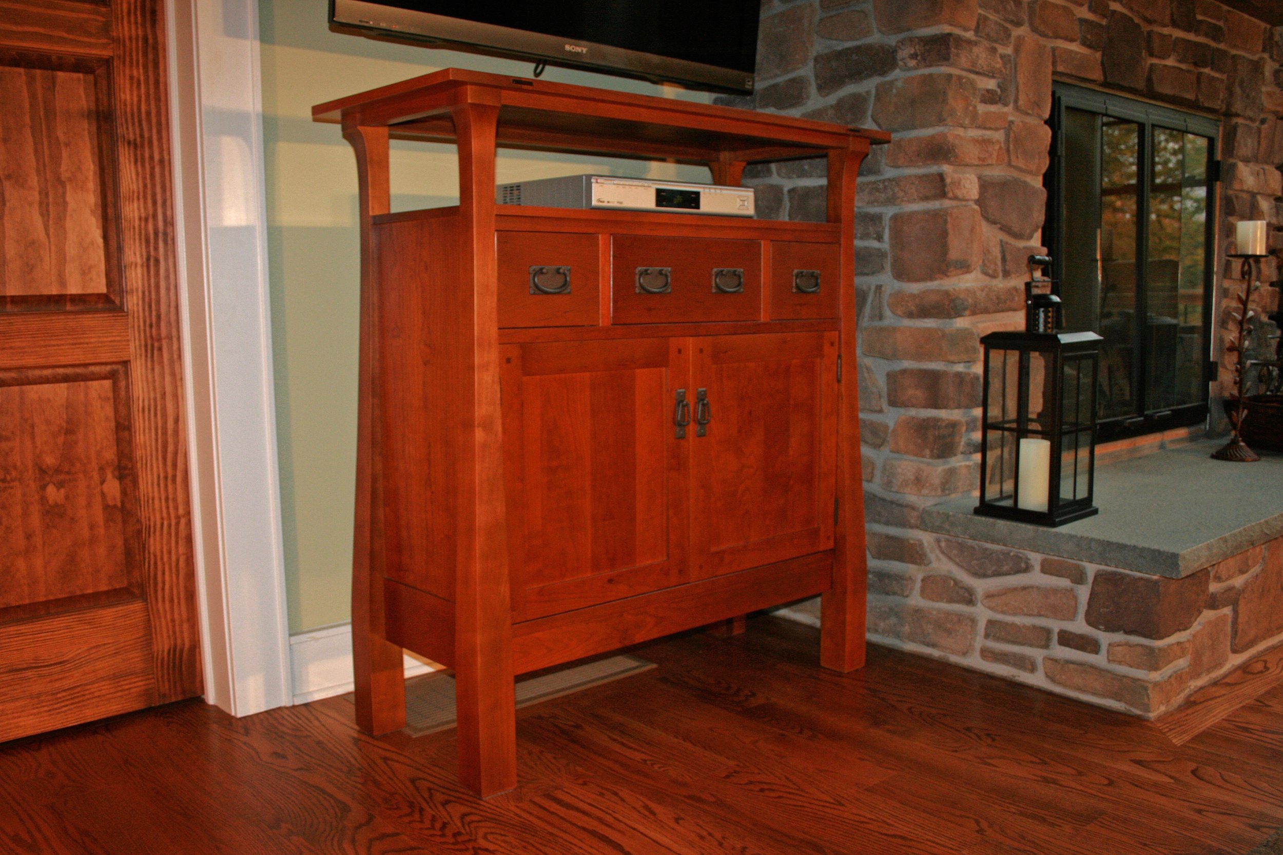 Craftsman Style TV Console 1.jpg