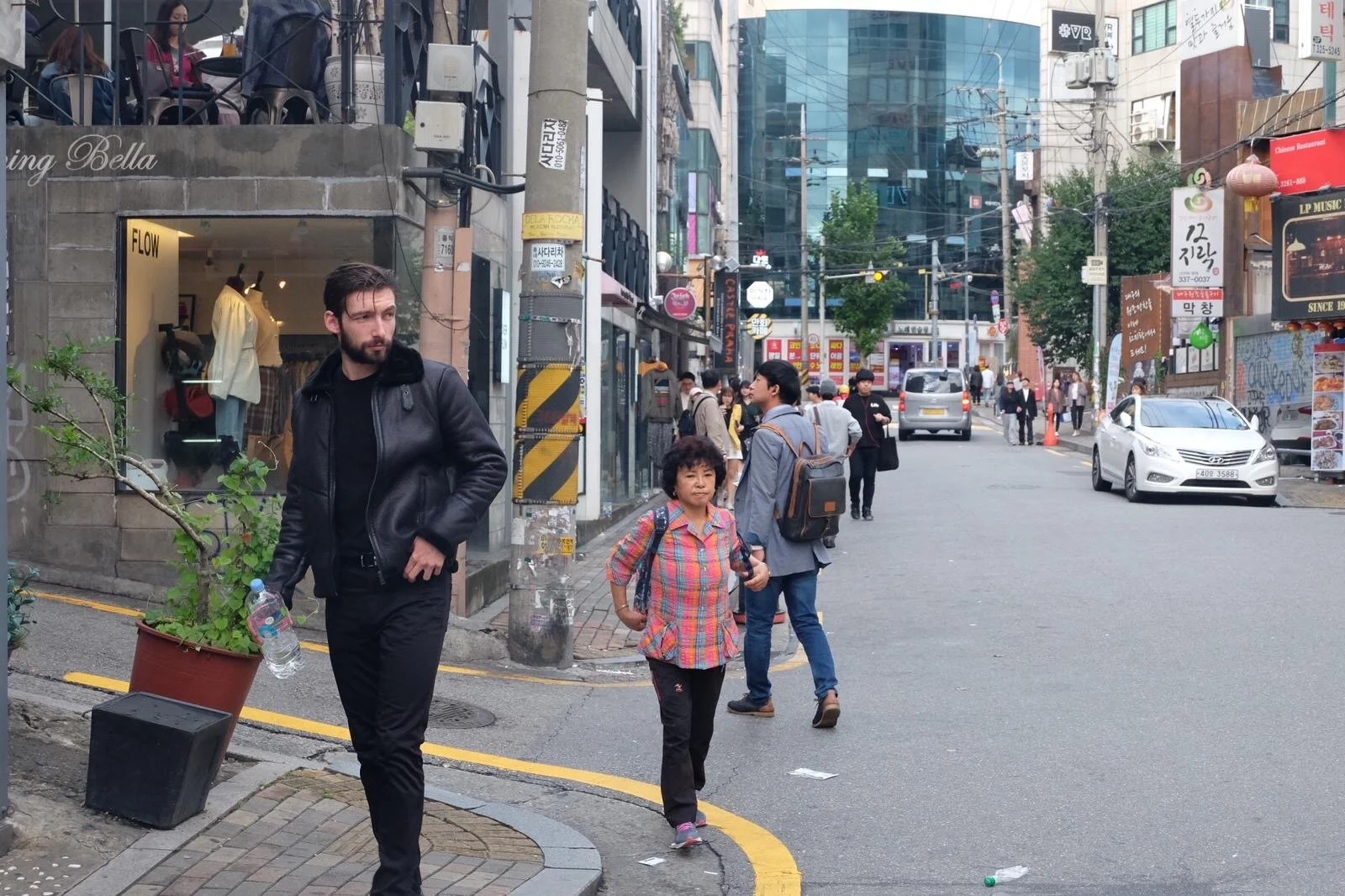 South Korea, A Tale by Simon Hepworth 